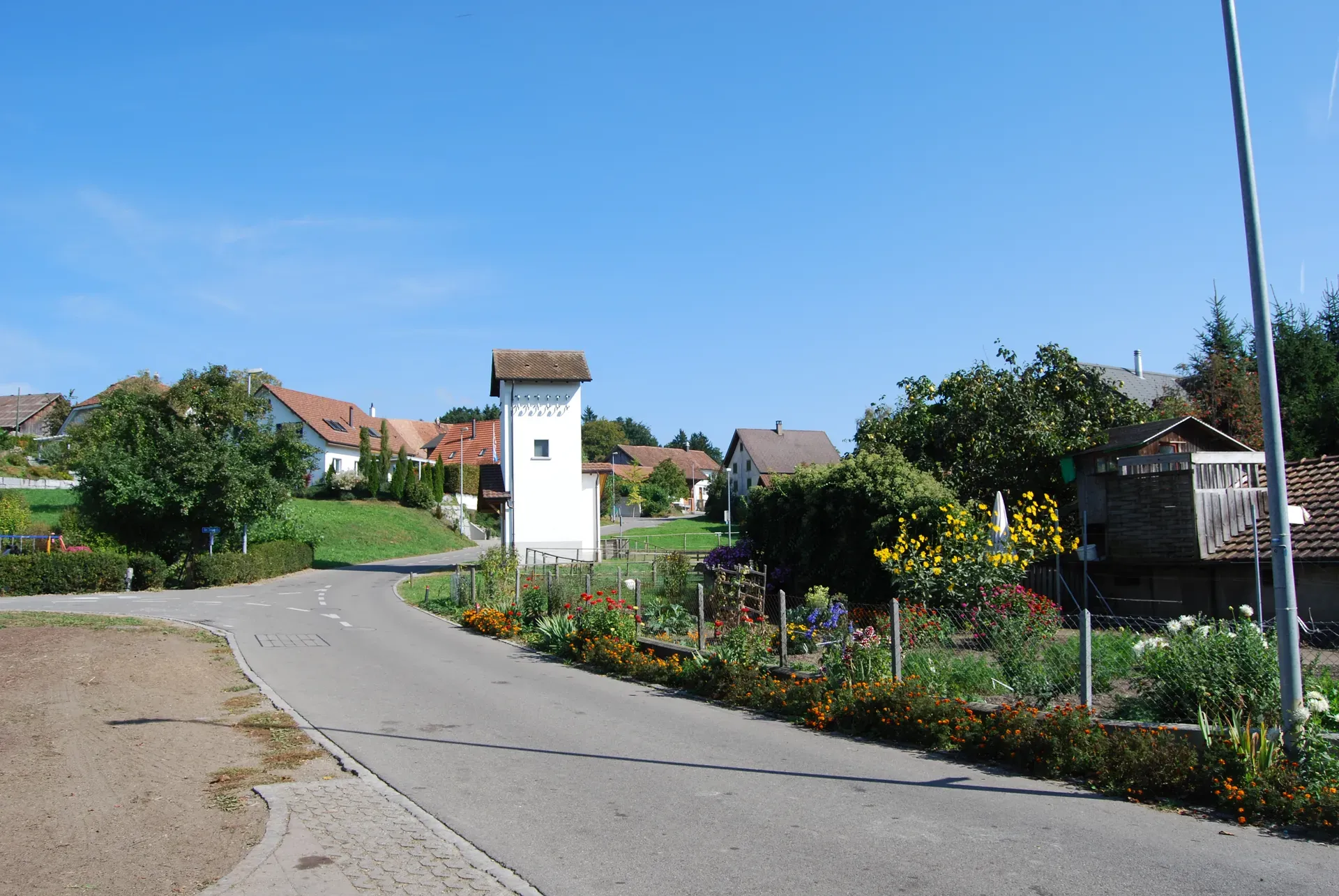 5627 Besenbüren