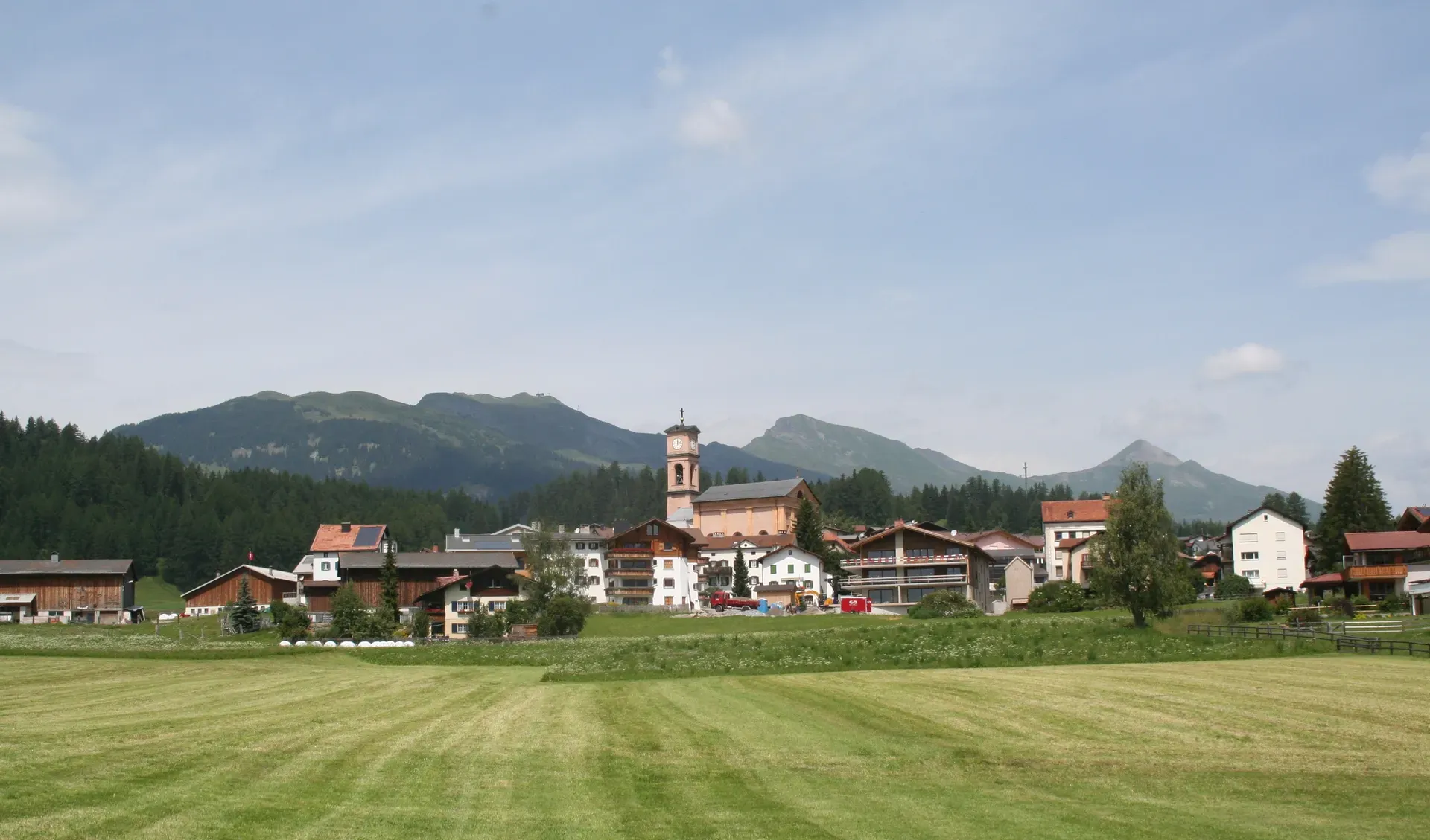 7083 Lantsch/Lenz