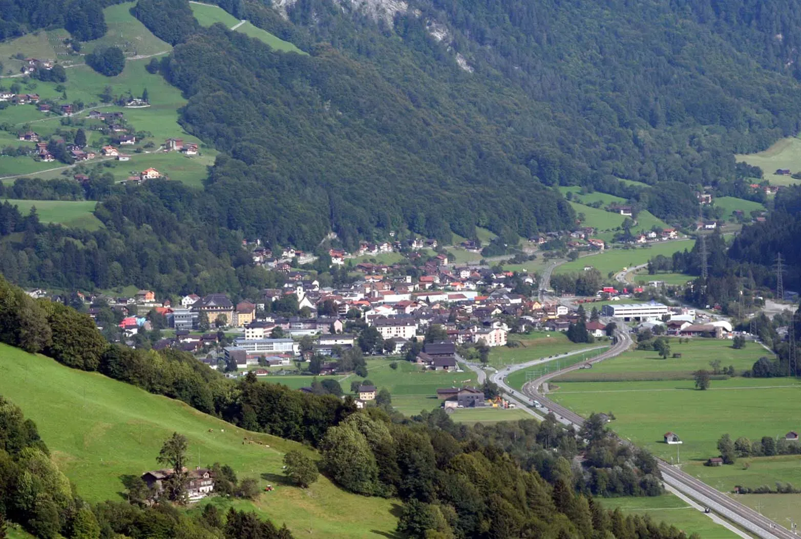 7220 Schiers
