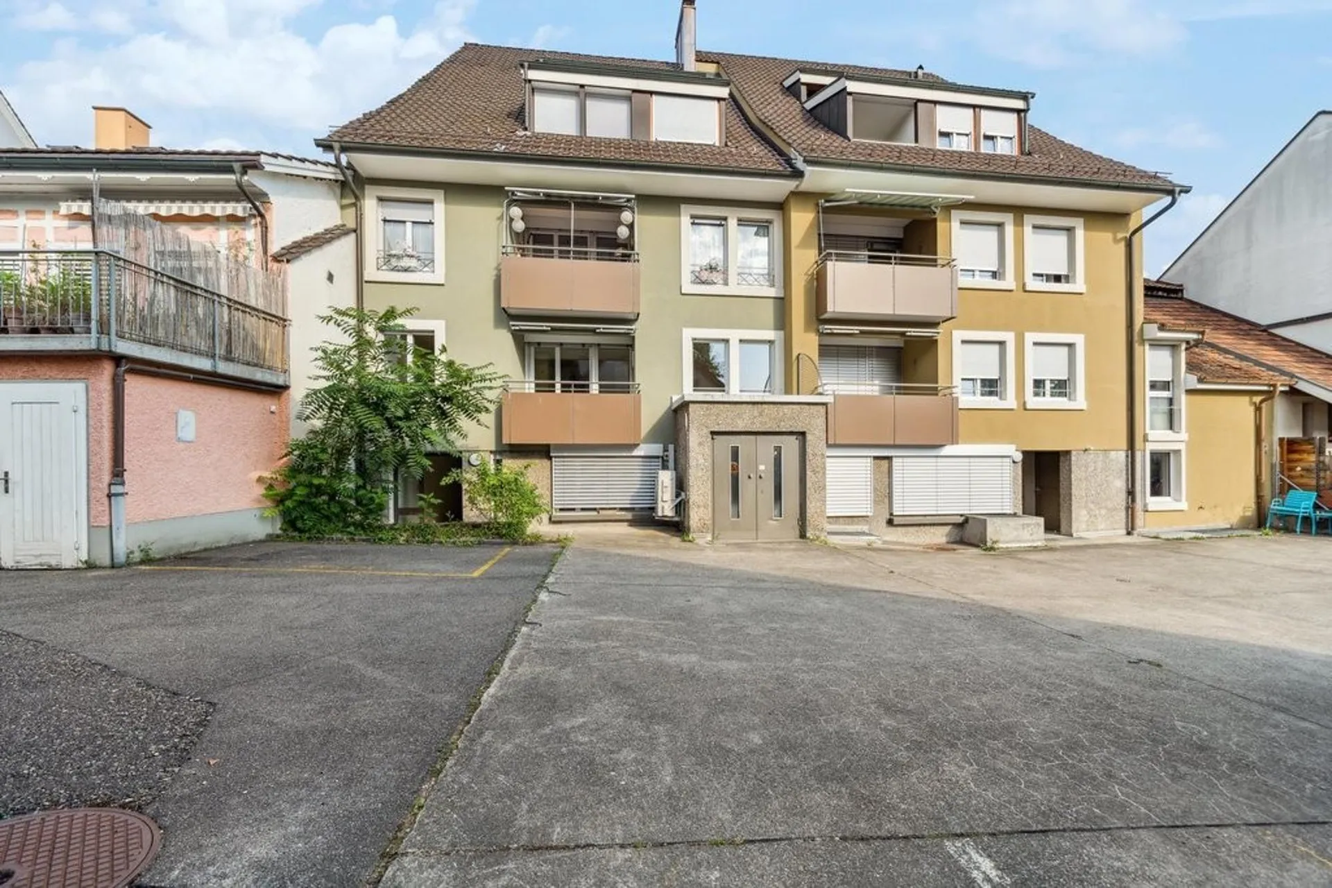Charmante 4-Zimmerwohnung mit Loggia in zentraler Lage