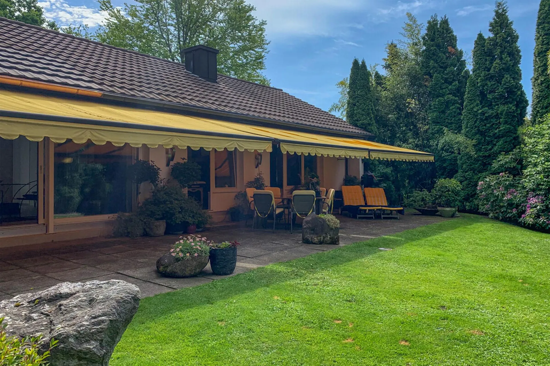 Einfamilienhaus in Forch mit viel Privatsphäre und Potenzial