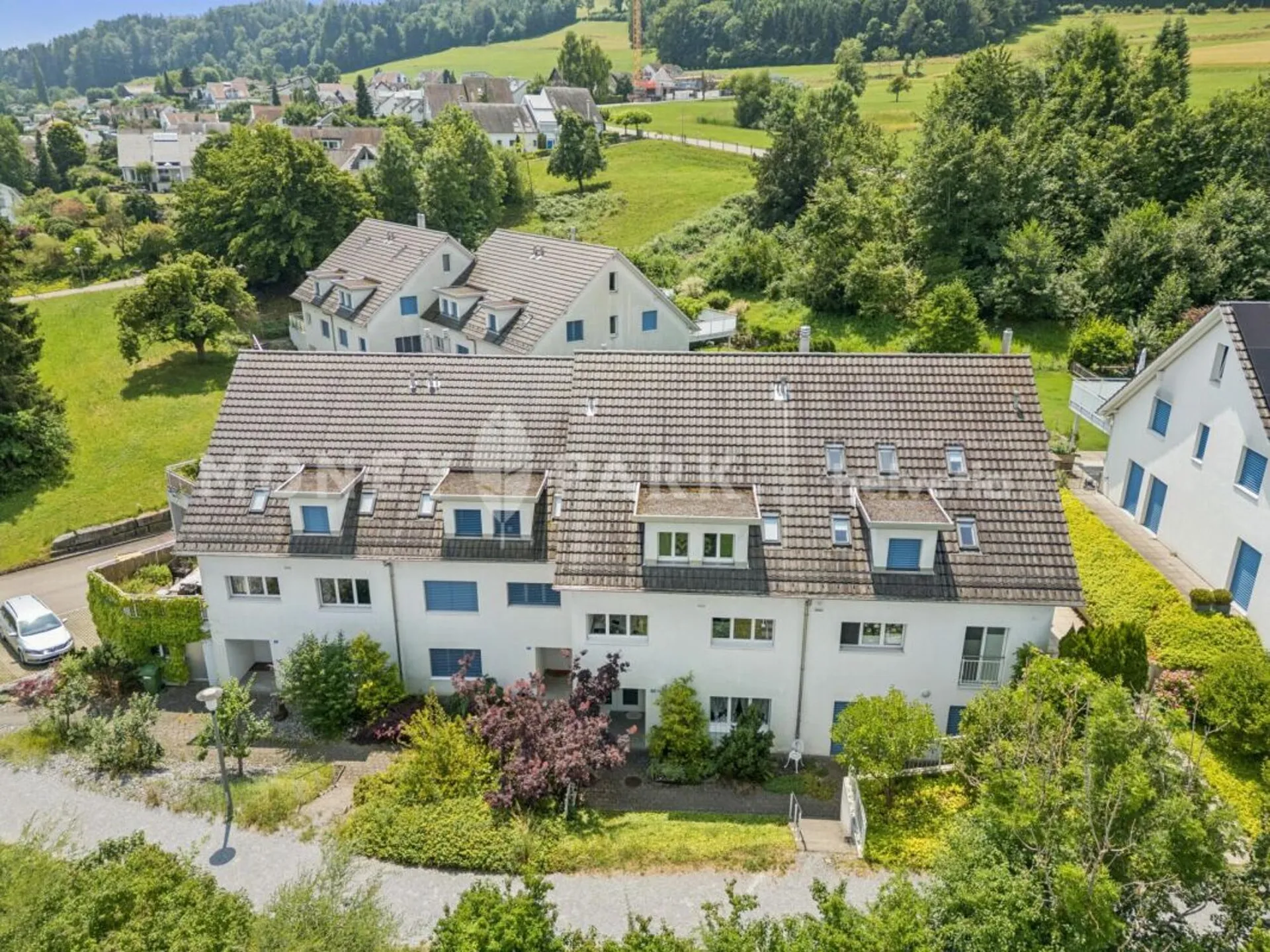 Wohnen mit Aussicht - Gepflegtes 5.5-Zimmer-Haus am Pfannenstiel