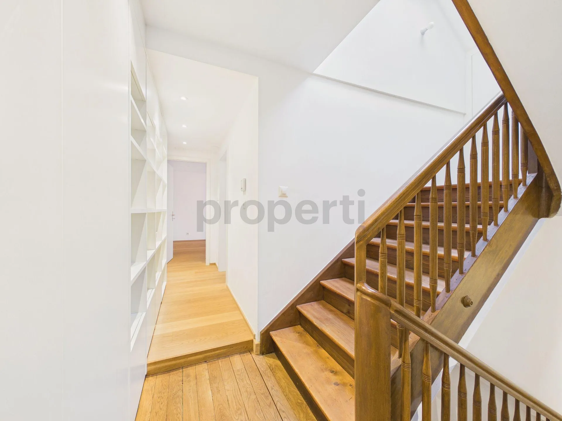 6.5-Zimmer-Attikawohnung mit Balkon, Basel