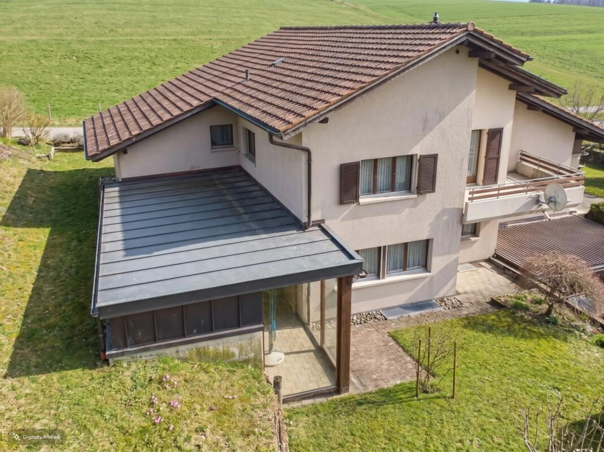 6.5-Zimmer-Einfamilienhaus mit Doppelgarage und grossem Vorplatz an unverbaubarer Lage in Maugwil/Bronschhofen