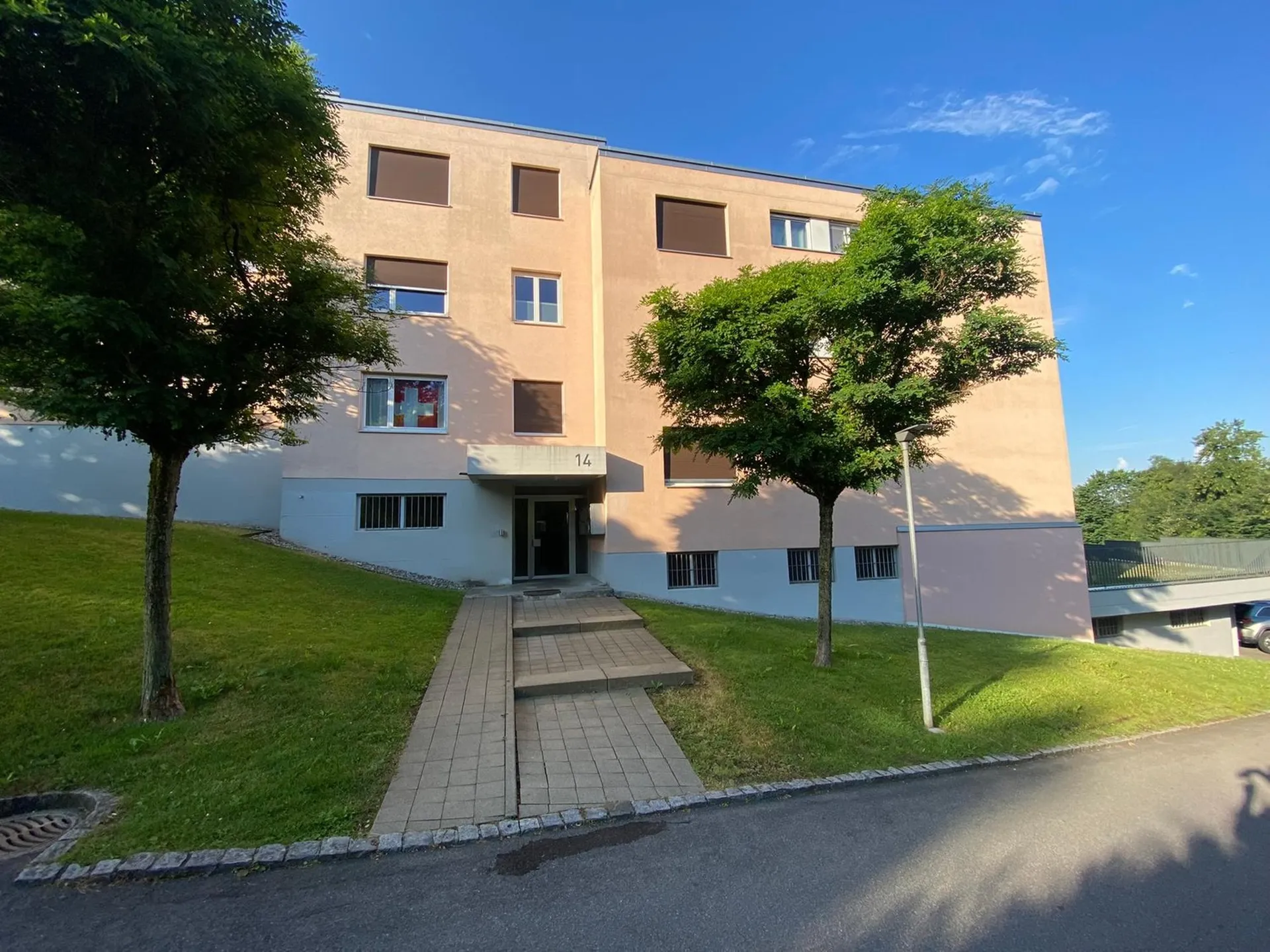 Gemütliche 1-Zimmer-Wohnung mit Balkon in Büron