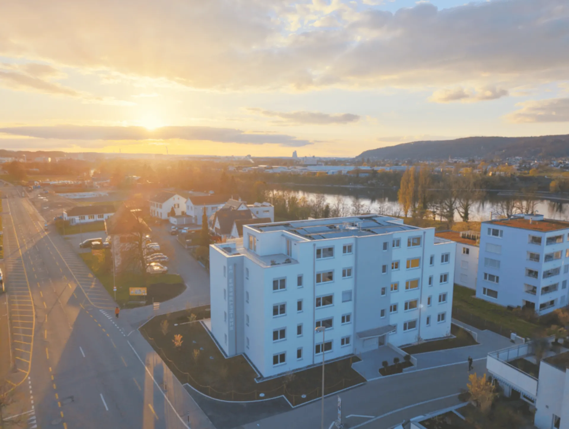 Moderne 4.5-Zimmerwohnung mit 21 m² Terrassenfläche