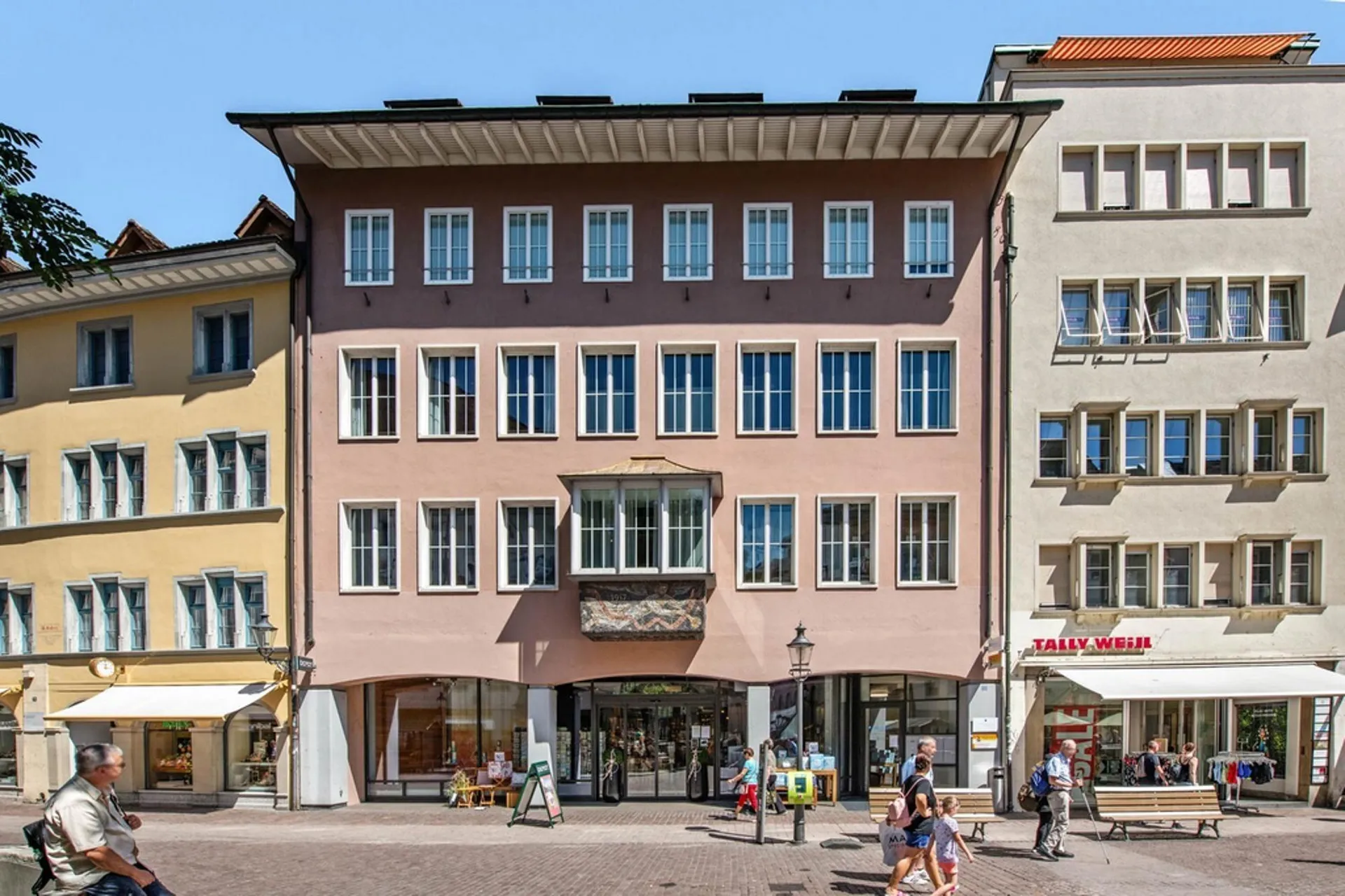 Schöne 4.5 Zimmer-Wohnung mitten im Herzen der Altstadt