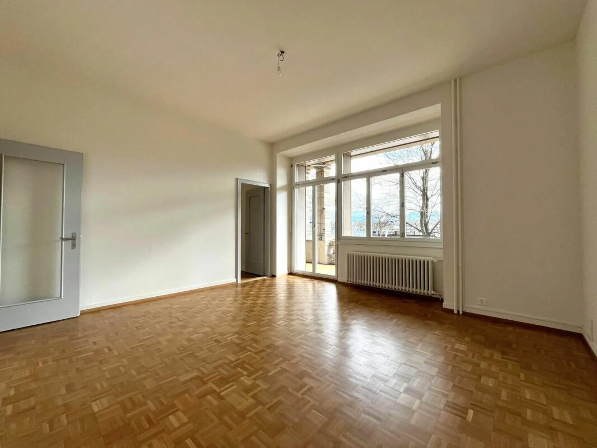 Frisch renovierte 2-Zimmerwohnung mit Altbaucharme