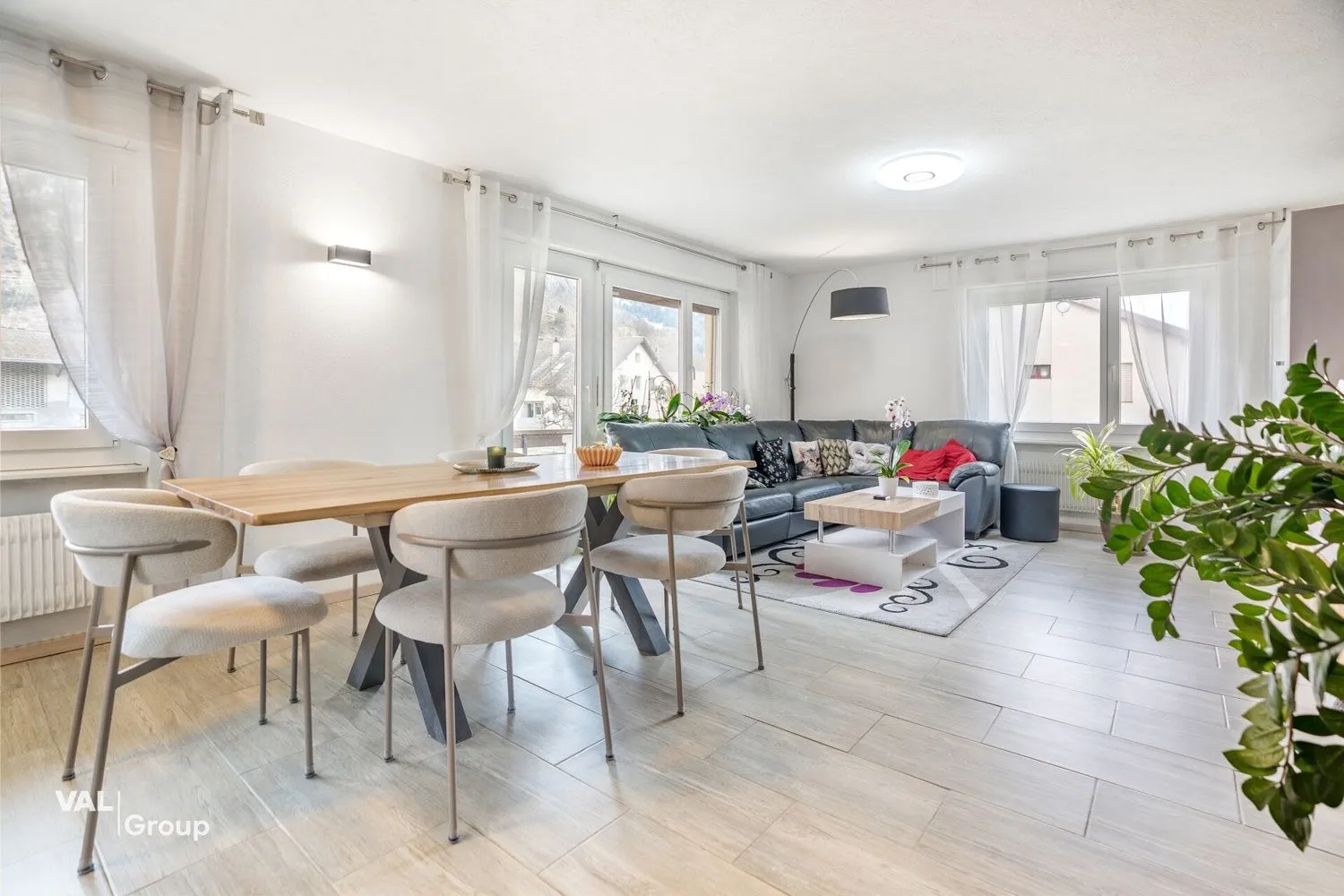 Stilvoll renoviert mit viel Licht und Charme
