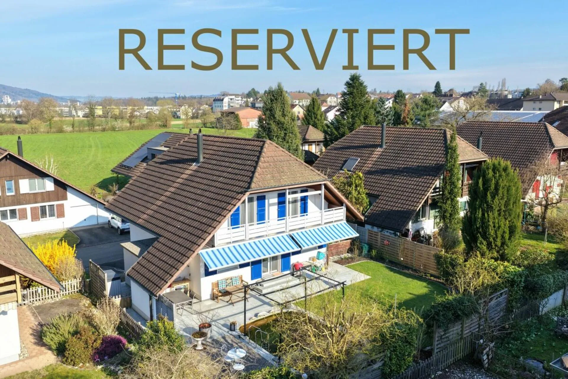 Attraktives Einfamilienhaus an begehrter Lage - hochwertig renoviert und liebevoll gepflegt