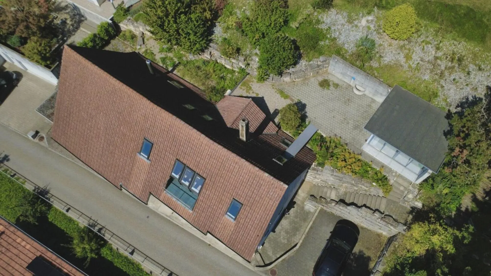 Exklusives Wohnidyll: Charmantes Bauernhaus an Südhanglage mit grossem Potenzial in Oensingen