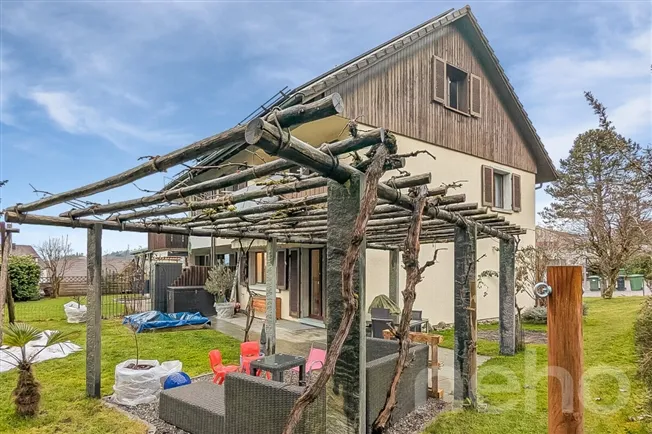 5.5 Room single house