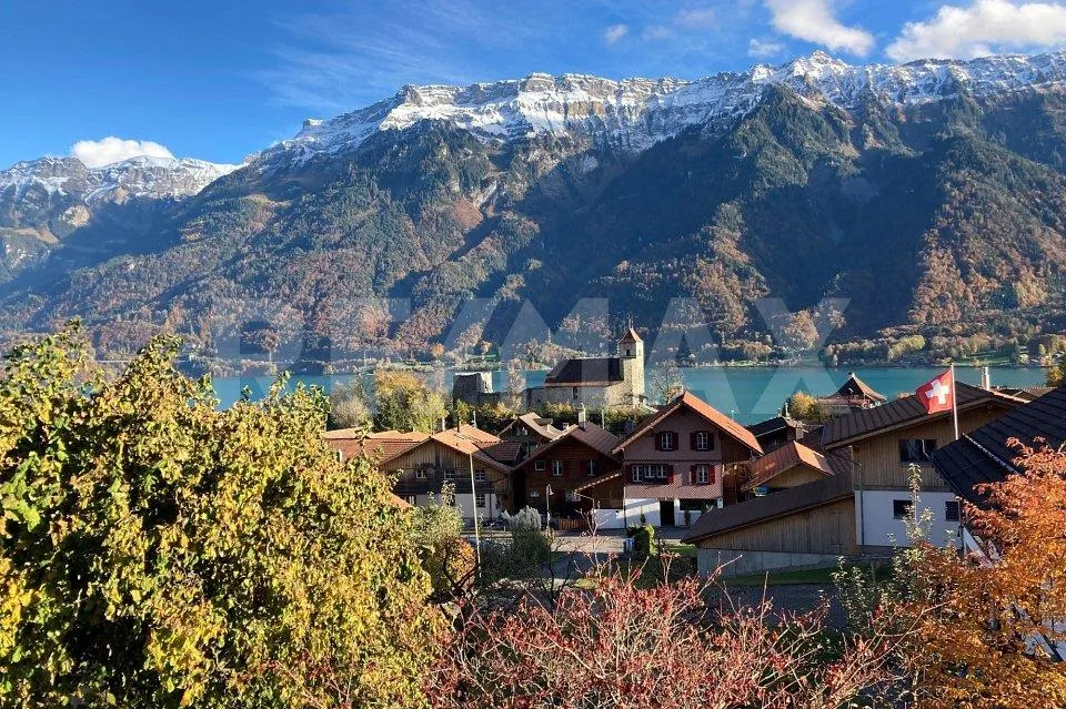 Grosses 6 ½ Zimmer EFH mit See- und Burgsicht und wunderbarem Garten