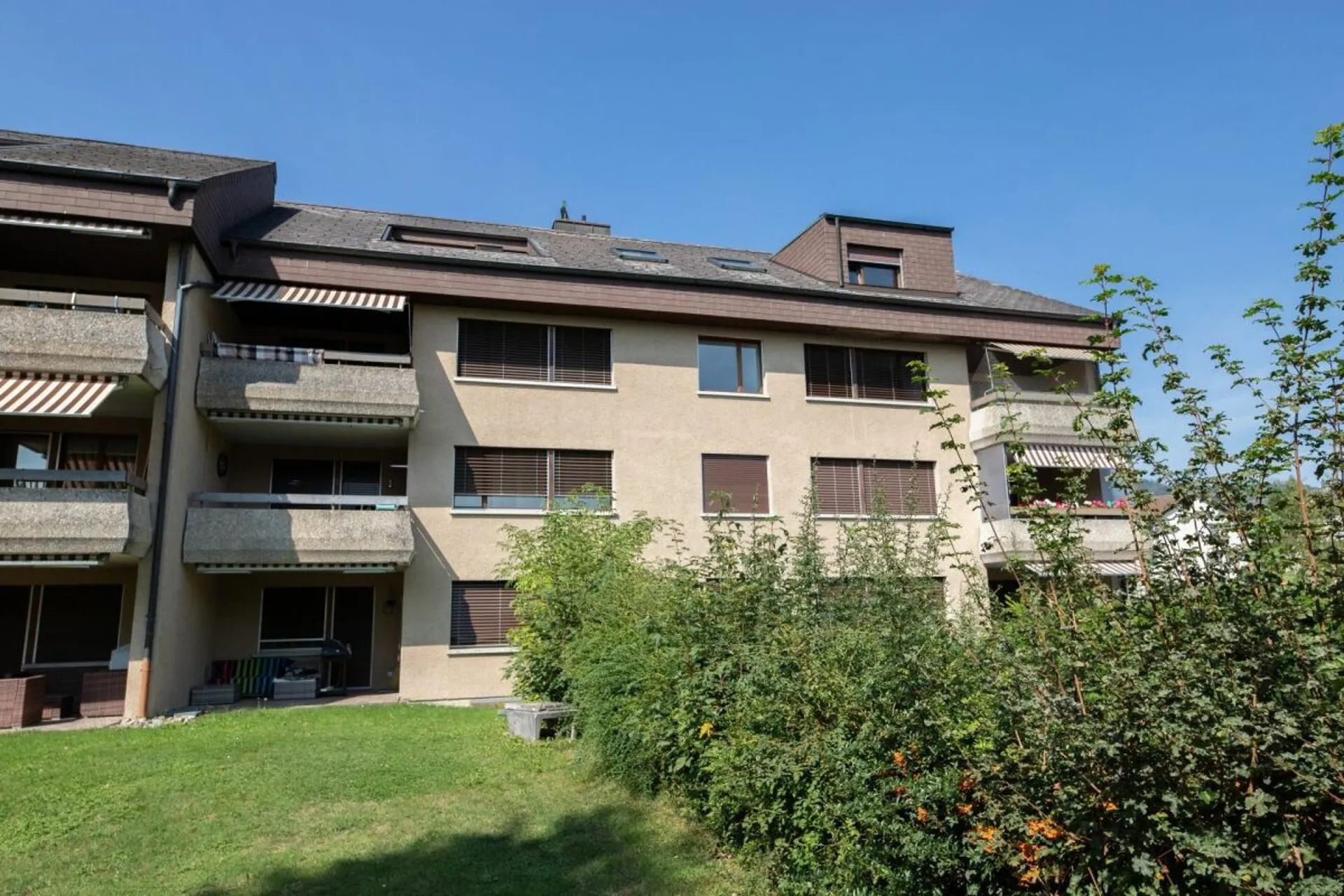 SCHÖNE Wohnung an guter Lage