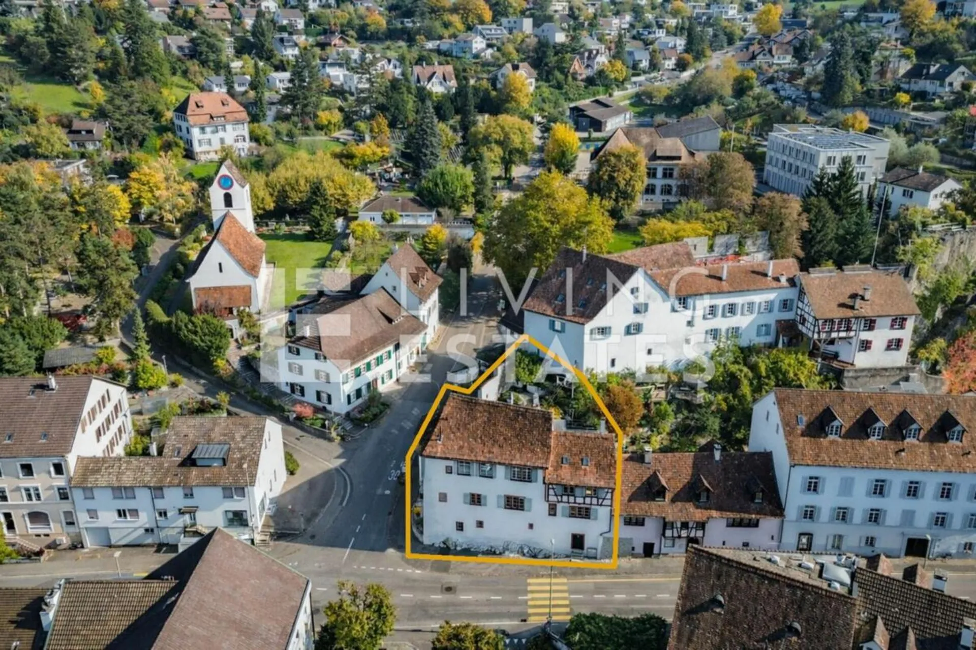 HISTORISCHES HAUS. DREI EINHEITEN. VIELSEITIG NUTZBAR.