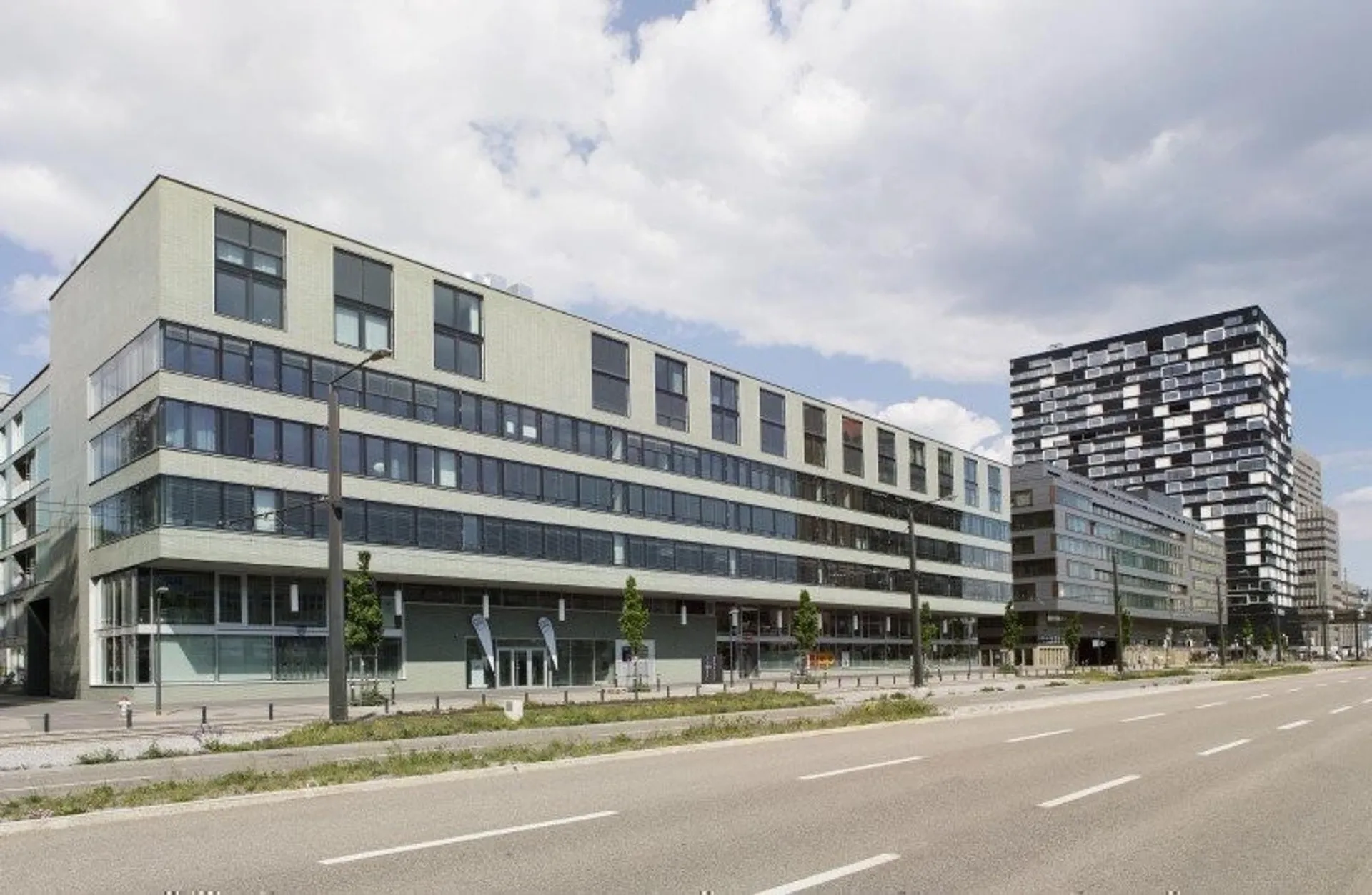 3.5 Zimmer Maisonettewohnung mit Poolbenutzung