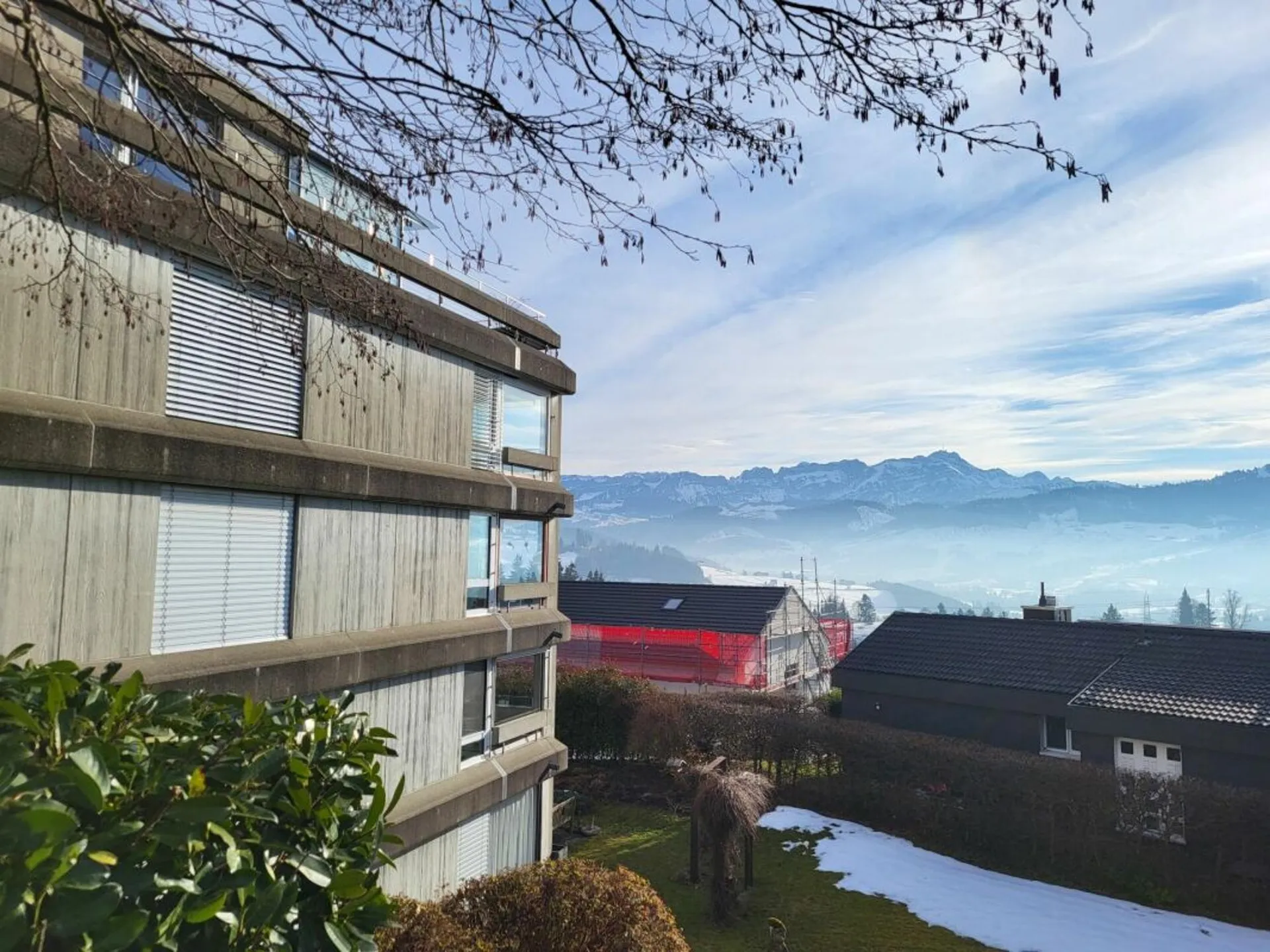 Grosszügige und helle Wohnung mit wunderbarer Säntissicht / RESERVIERT