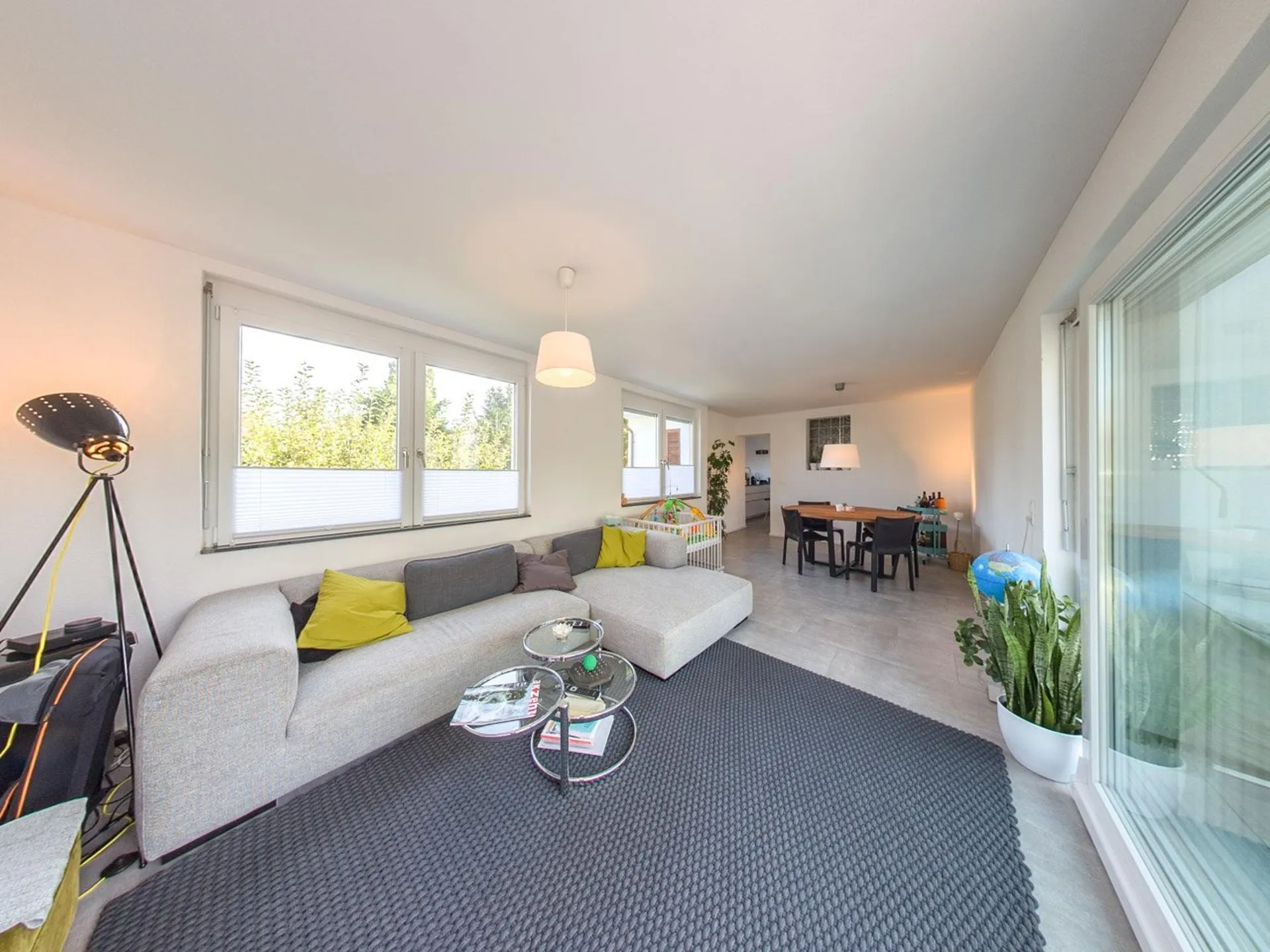 Altbau trifft Neubau: 4.5-Zimmer-Wohnung in Kreuzlingen mit Balkon und Parkplatz
