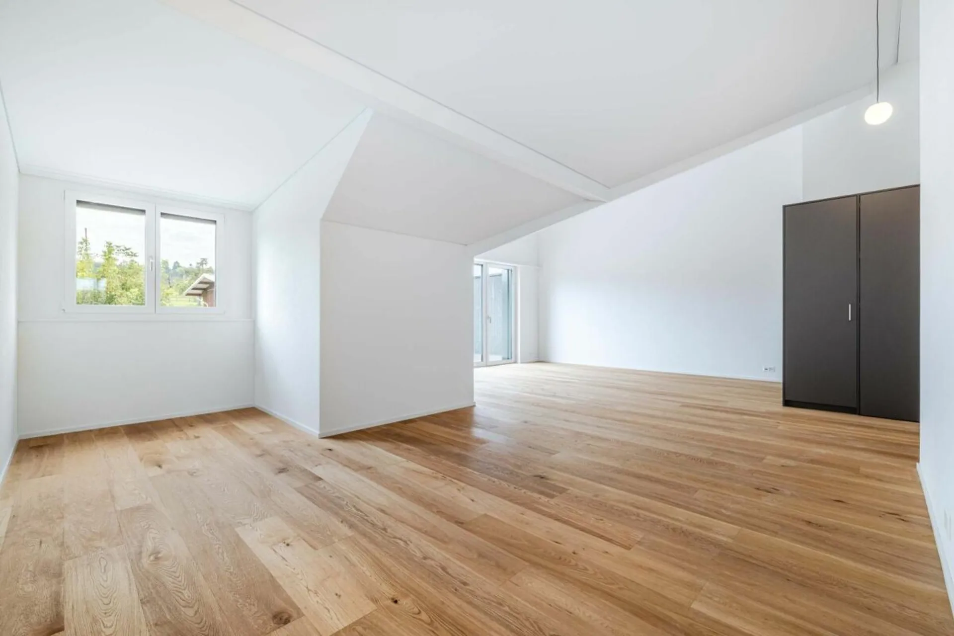 Erstbezug 3.5-Zi. Neubau-Dachwohnung