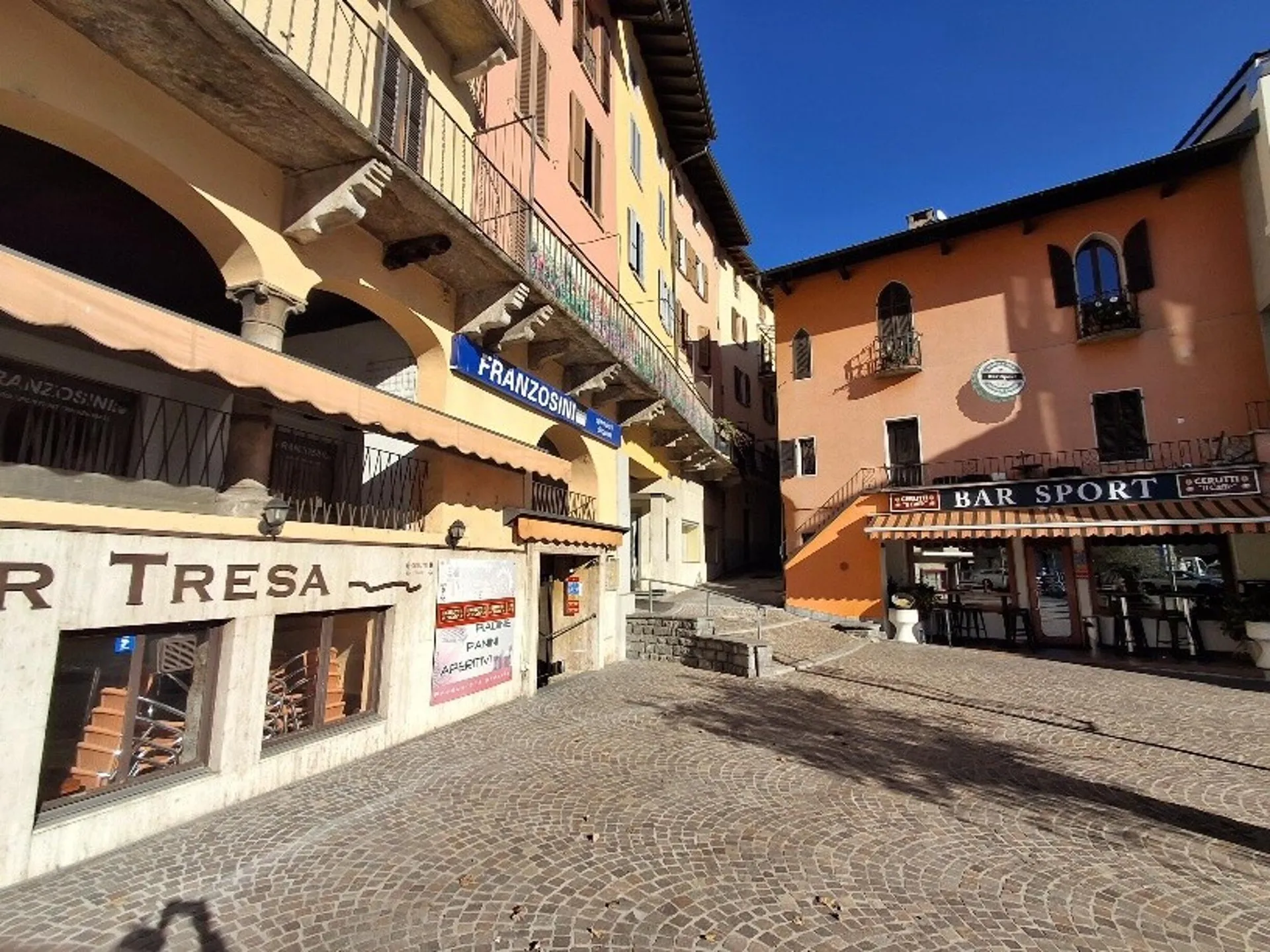 CASE RUSTICHE DA RISTRUTTURARE A PONTE TRESA
