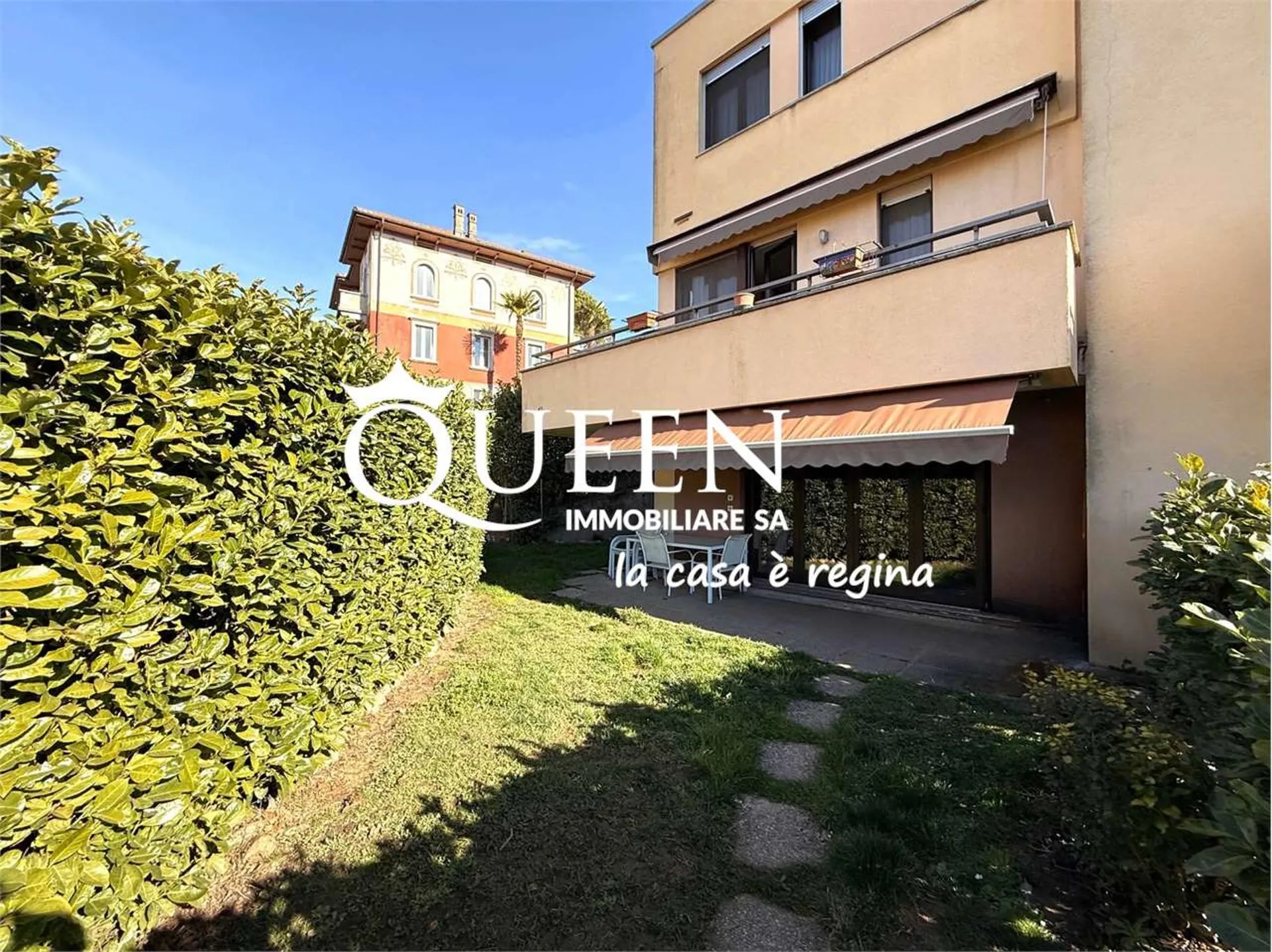 Morbio Inferiore: casa 5.5 locali con giardino e piscina condominiale