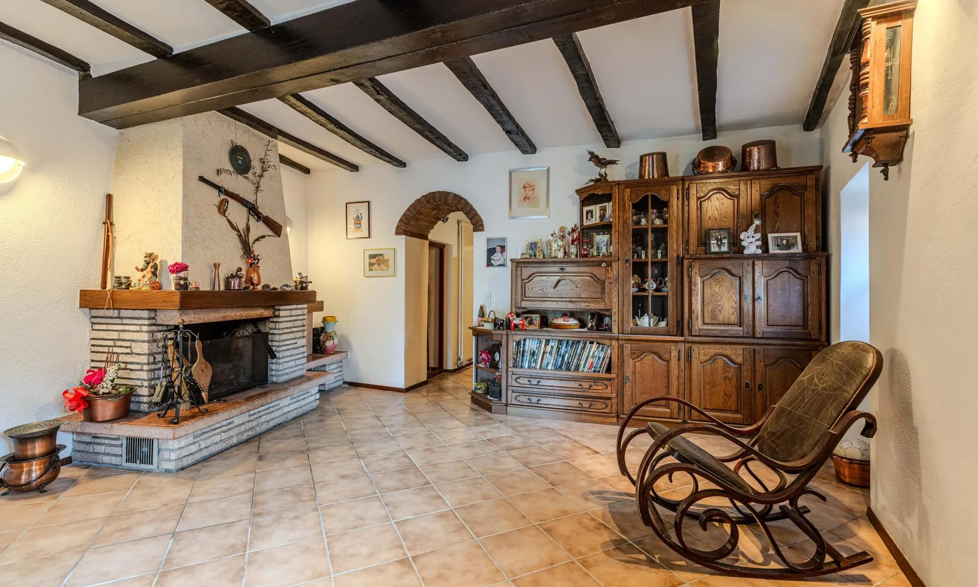 CASA RUSTICA DI CHARME 4.5 LOCALI A CABBIO