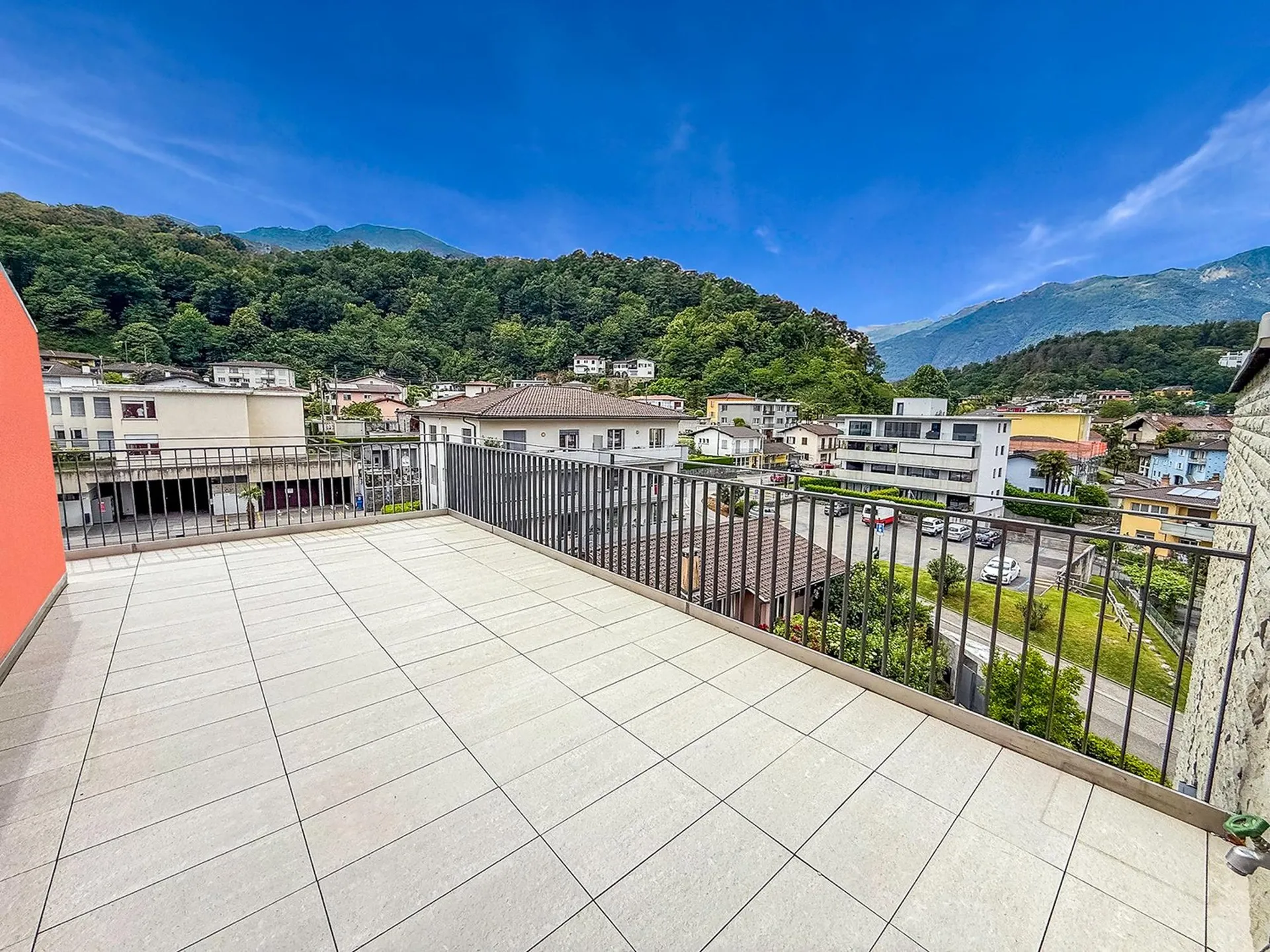 Grande Attico di 4.5 Locali duplex con terrazza panoramica