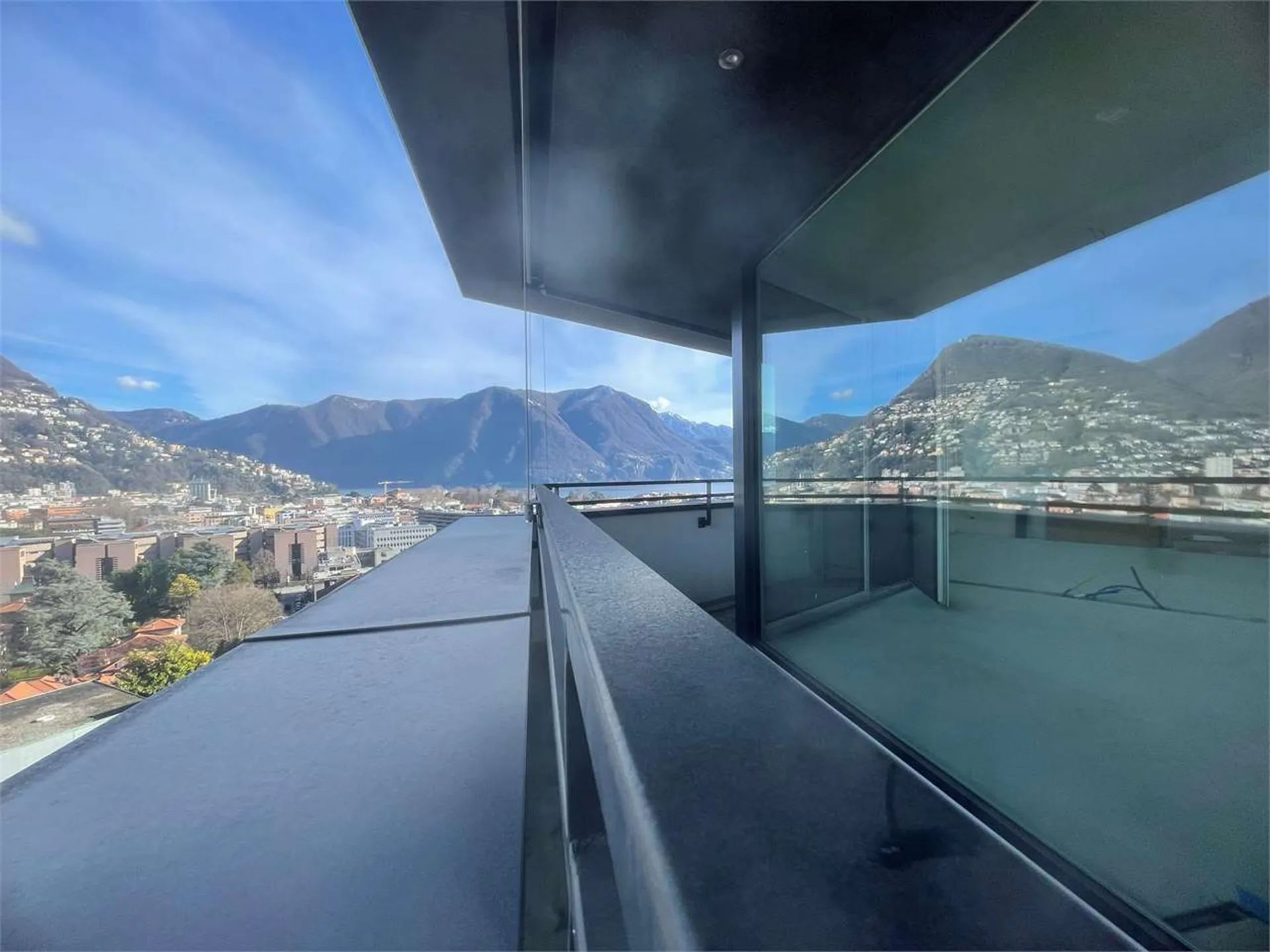Nuovo Attico con Vista Lago a Lugano, posizione centrale