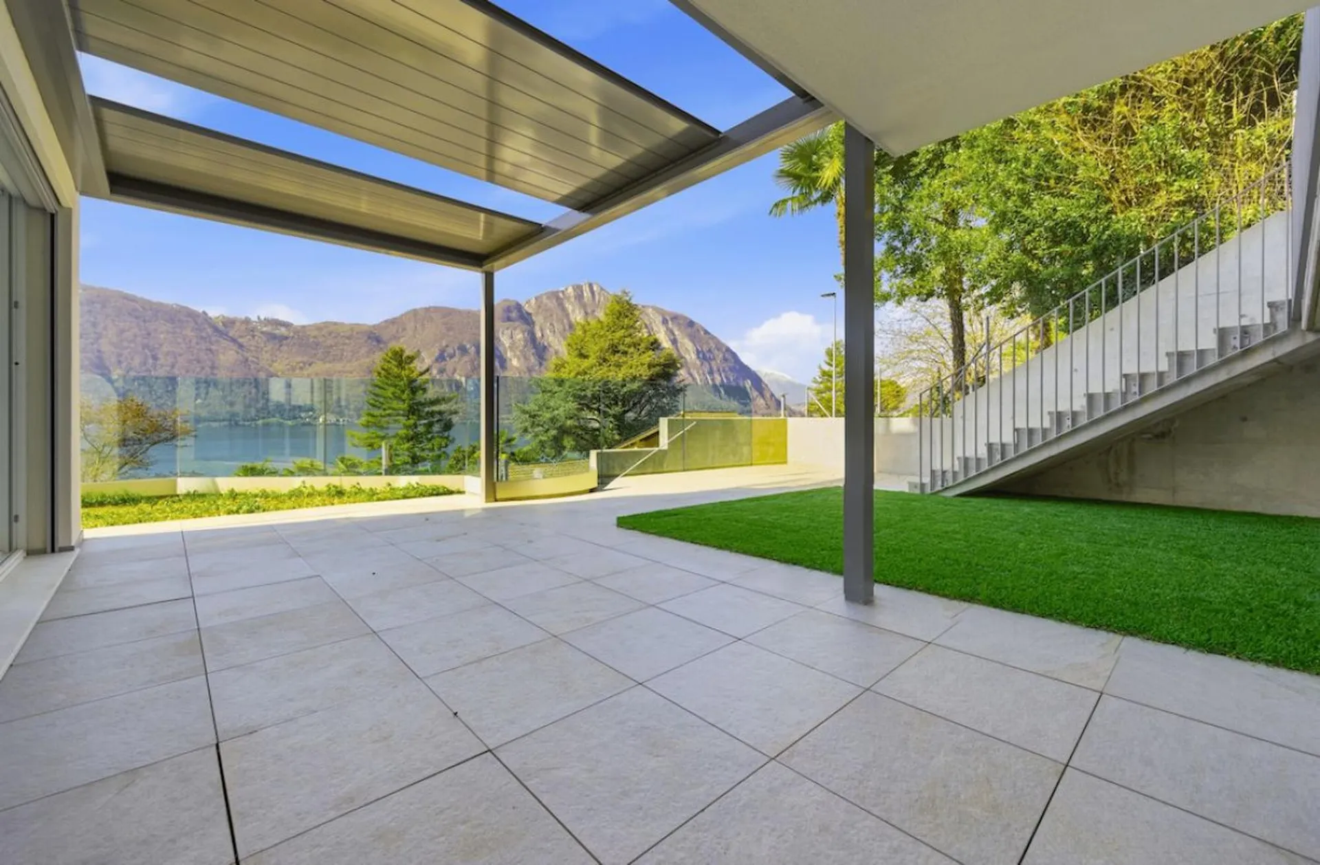 Residenza Ceresio 52: Wohnung mit Seesicht und Garten