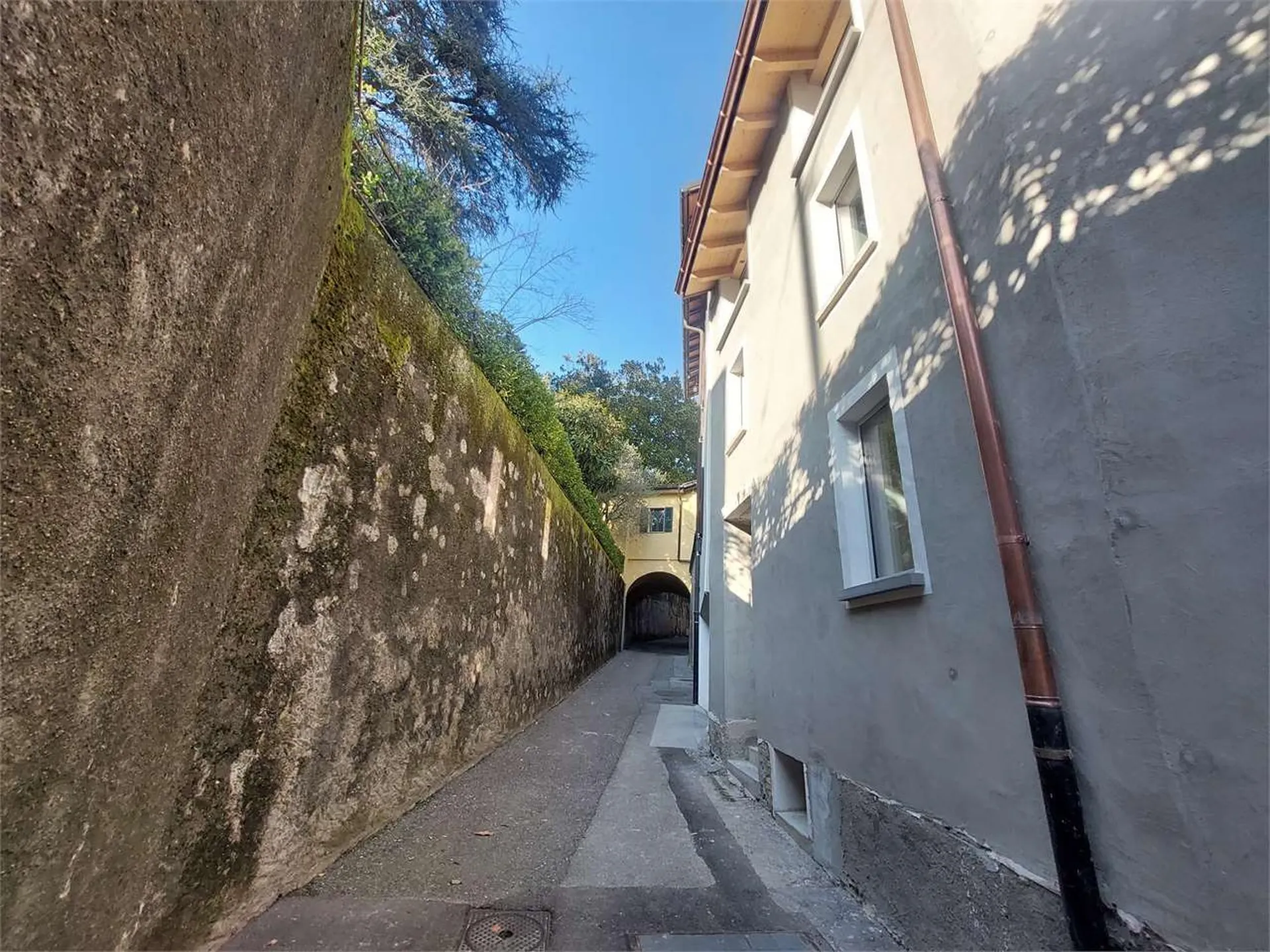 Freistehendes 7.5 Landhaus mit Weitblick