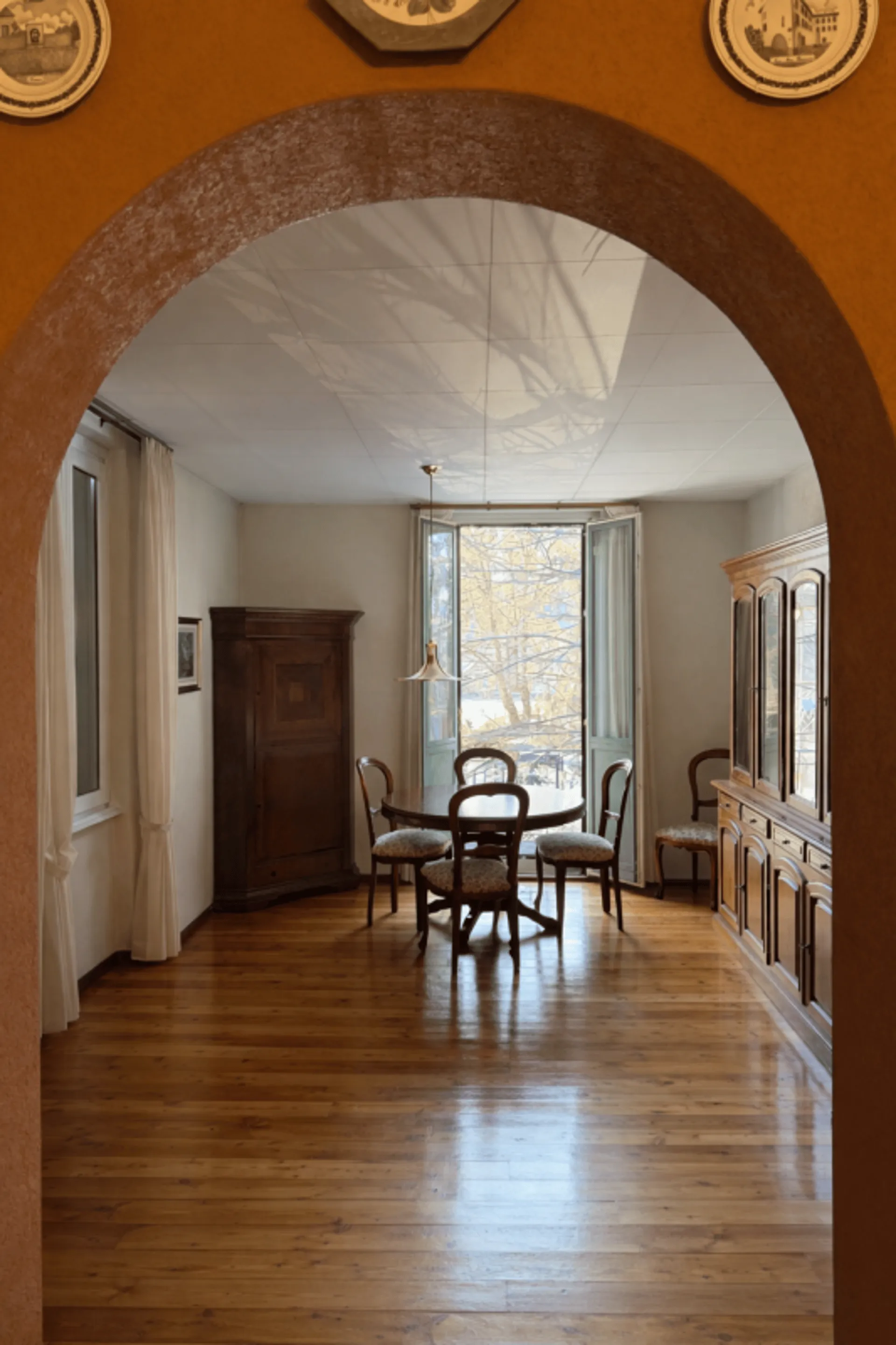 Image 4