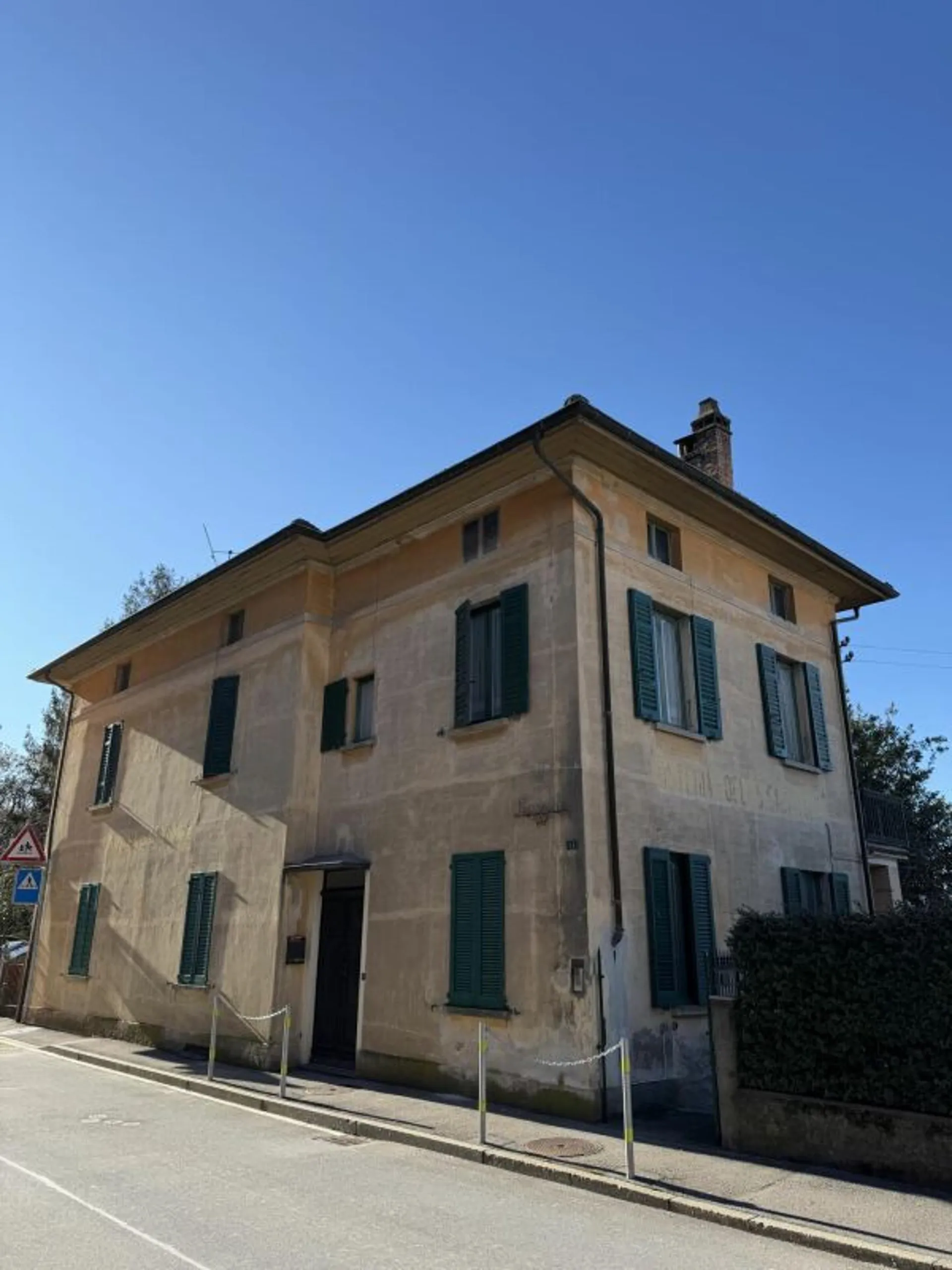 Image 10