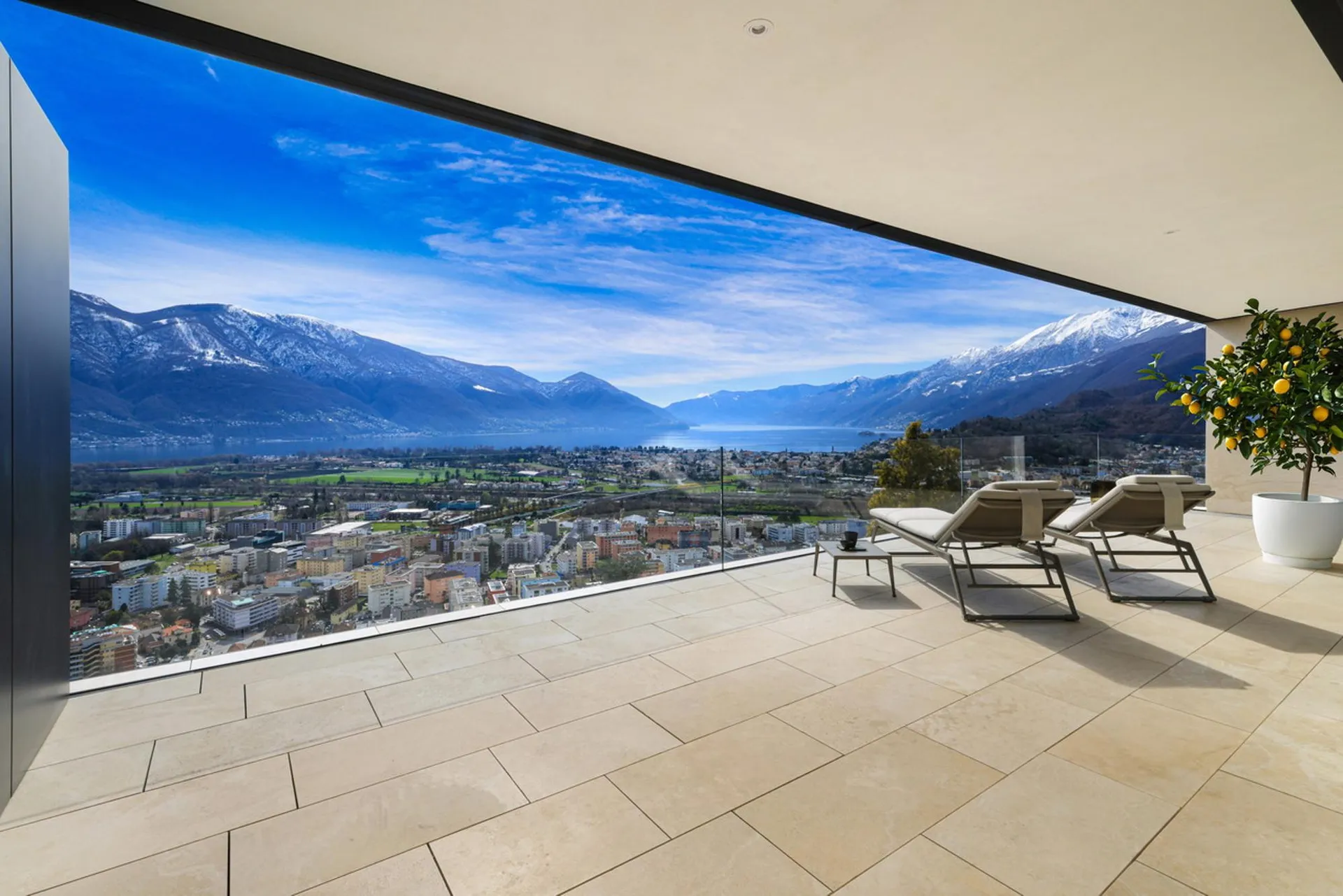 Penthouse Monti View 5 | TI