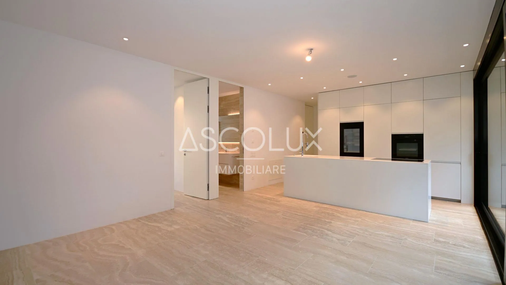 Moderno Appartamento 2.5 locali in residenza con spazio piscina est...