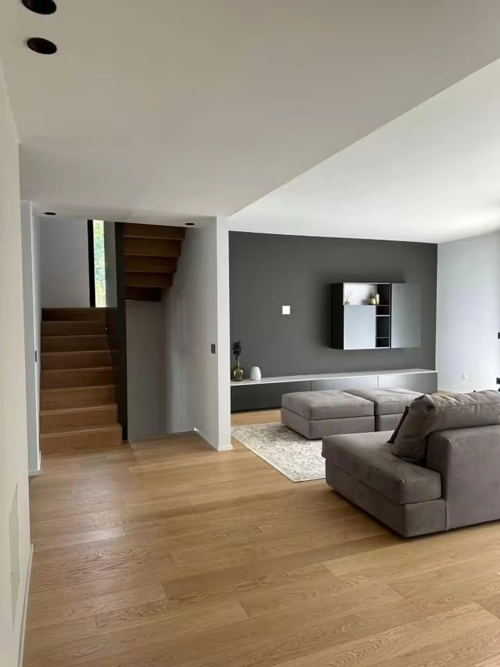 Attico duplex con terrazza vista lago in centro a Lugano