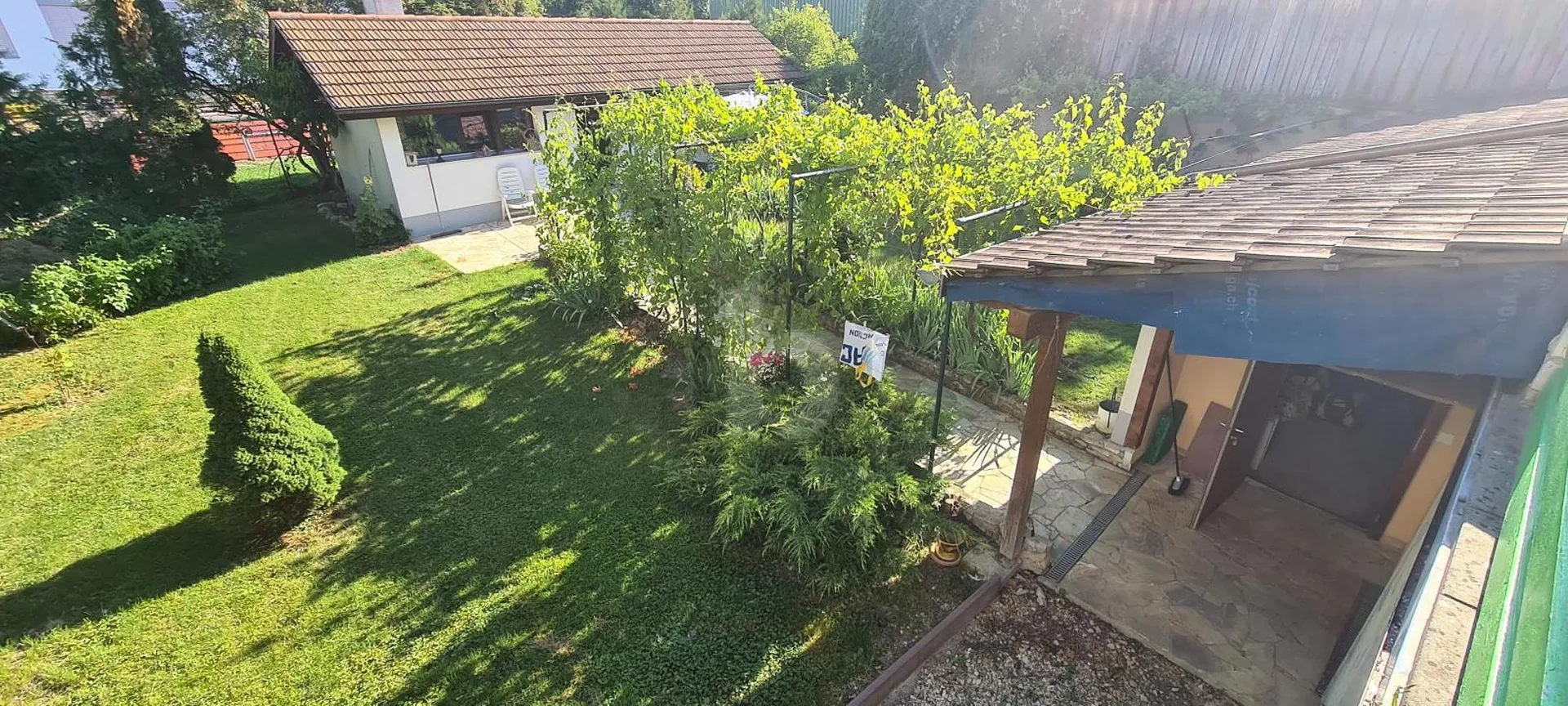 PRIX TOP! SPACIEUSE AVEC UN JOLI POTENTIEL