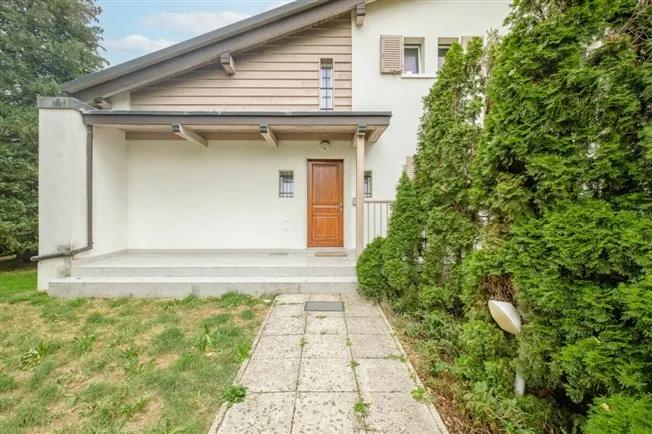 Schönes Einfamilienhaus mit 6,5 Zimmern in Cointrin