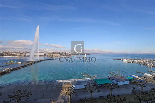EXCEPTIONAL – Penthouse mit Blick auf den See hinaus