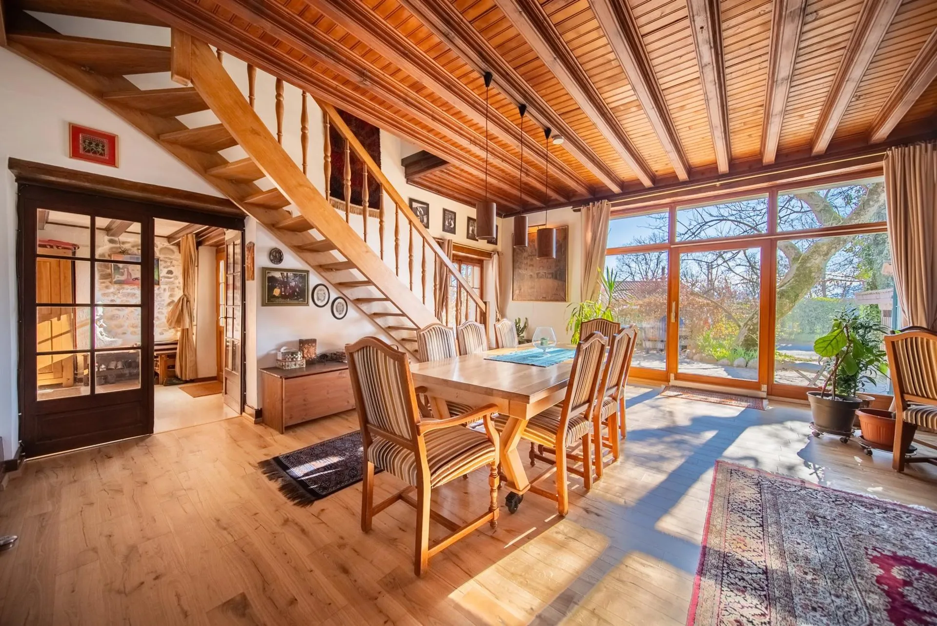 Peney-Dessus Spacieux duplex 7 pièces avec jardin