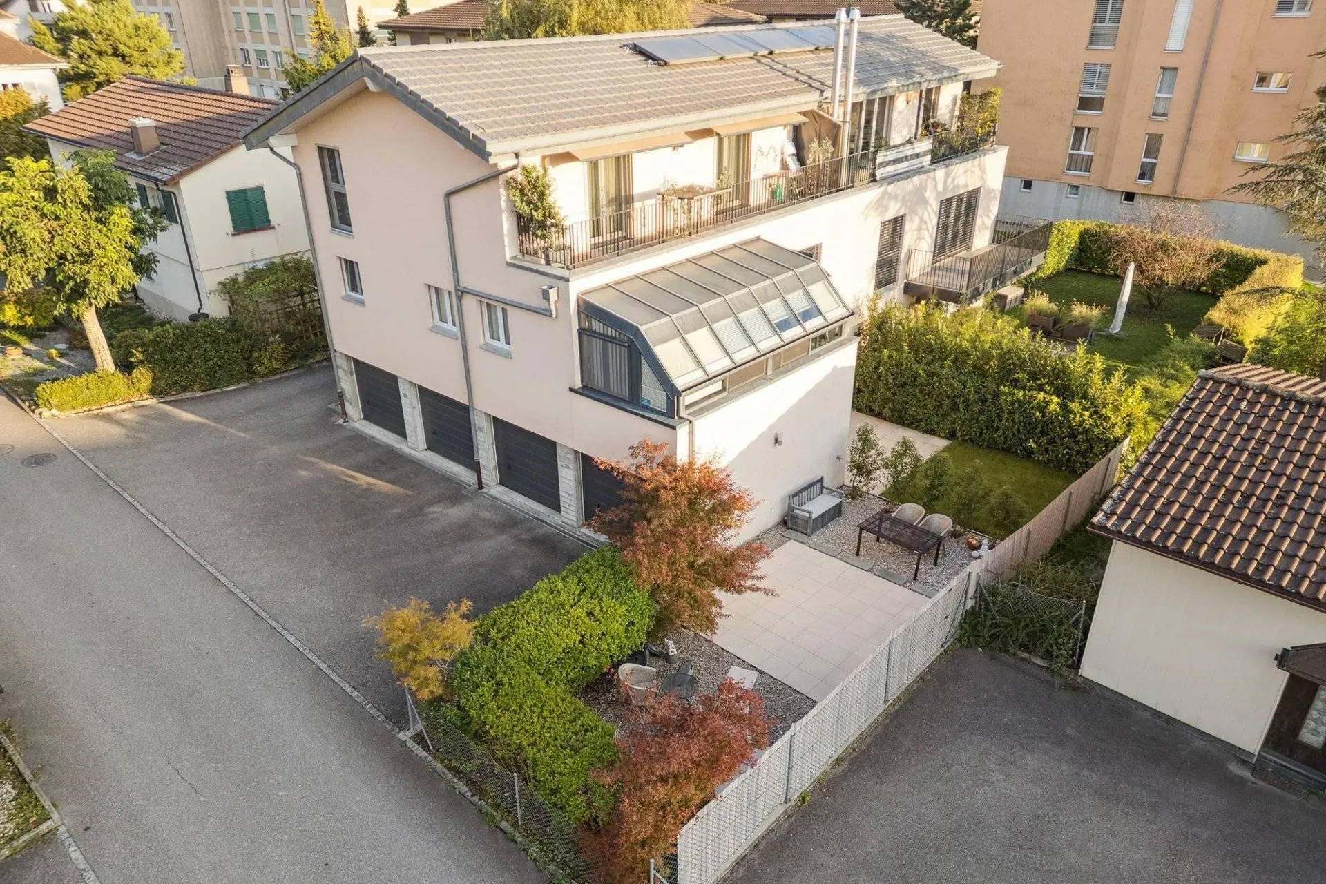 MAISON JUMELÉE AVEC POSSIBILITÉS D'UTILISATION FLEXIBLES
