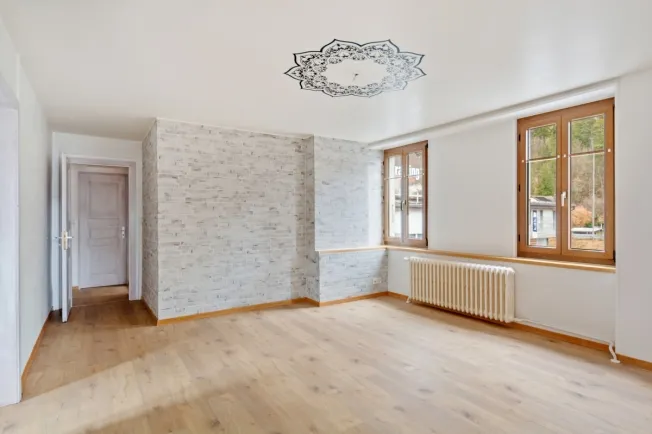 IMMEUBLE MIXTE  FLEURIER CENTRE