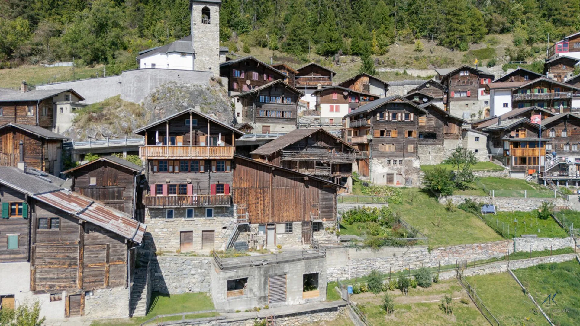 Heimelige Wohnung mit fantastischer Aussicht in Guttet