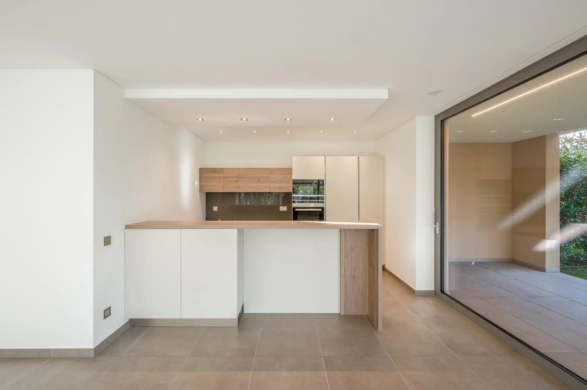 MODERNO 3,5 LOC CON GRANDE TERRAZZA