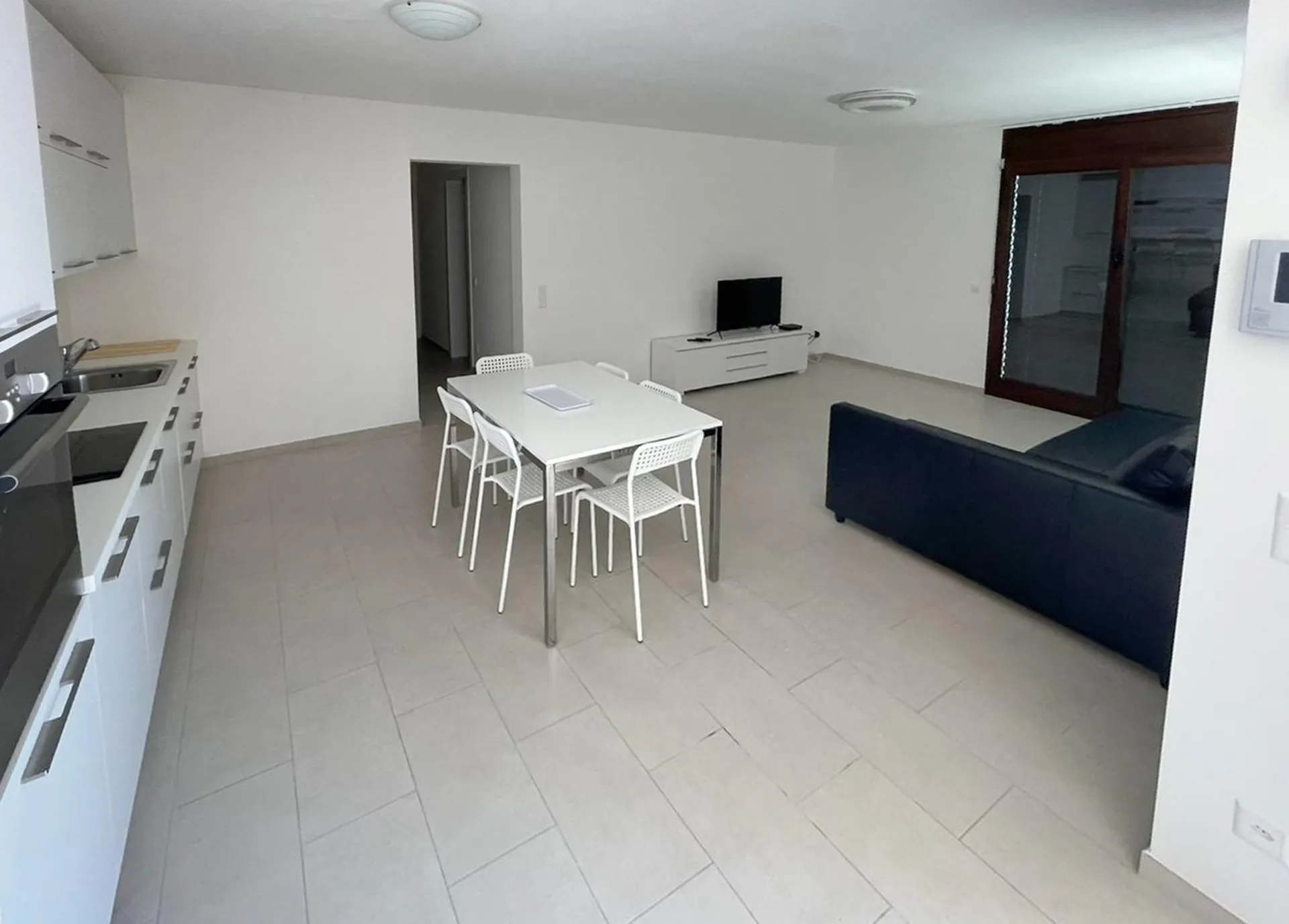Luminoso appartamento 3.5 locali a Vernate