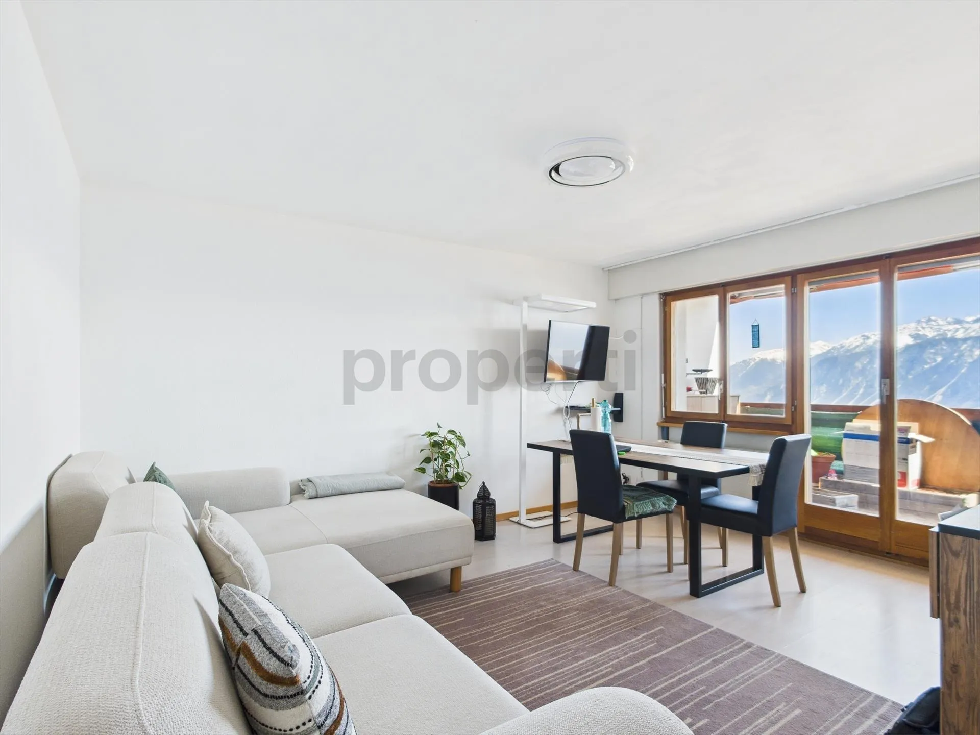 Appartement 3.5p à Crans-Montana, proche funiculaire et vue excepti...