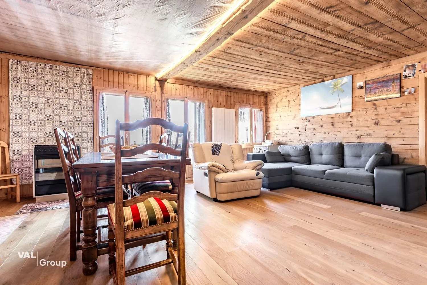 Appartement ensoleillé avec balcon et vue sur les Alpes