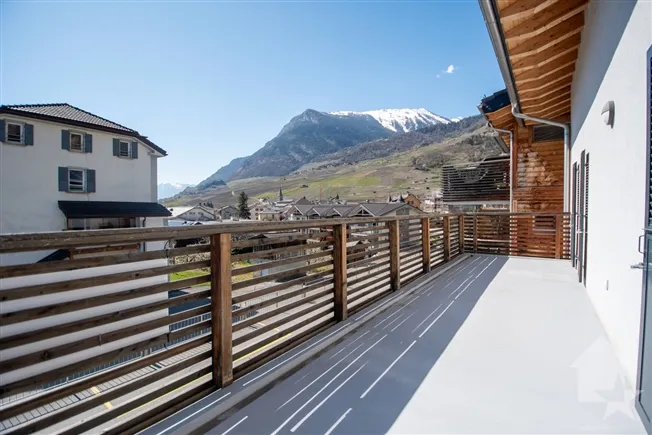 Geräumiges Luxusduplex mit 4,5 Zimmern im Zentrum von Leytron