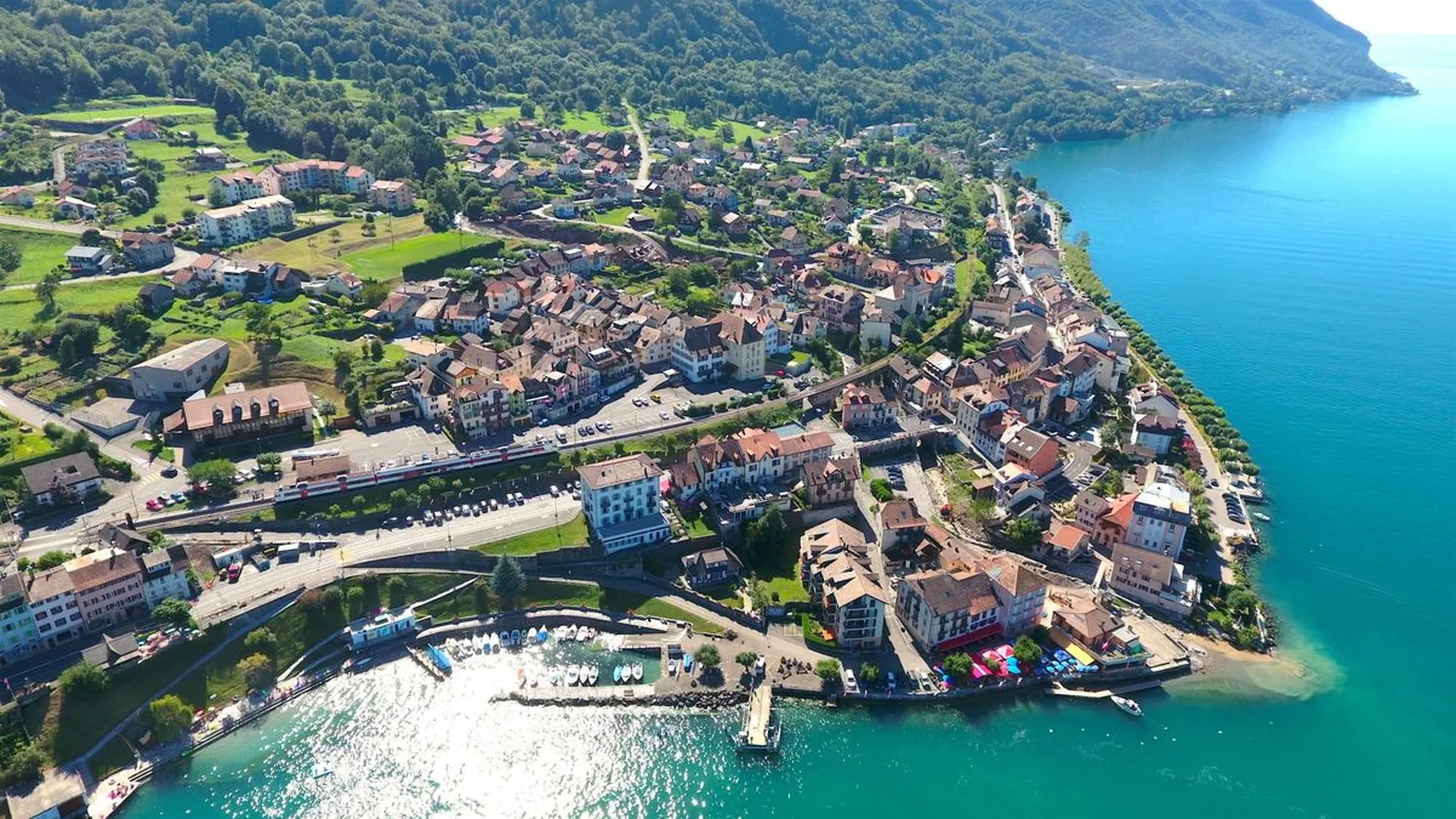 Surplombez le Léman - 4,5 pièces traversant avec vue panoramique