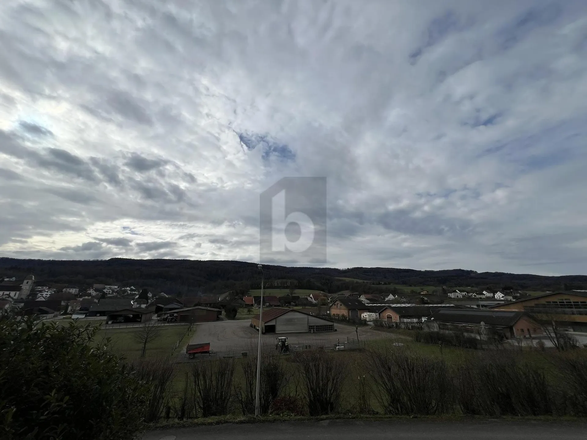 APPARTEMENT PRATIQUE ET LUMINEUX À CHEVENEZ