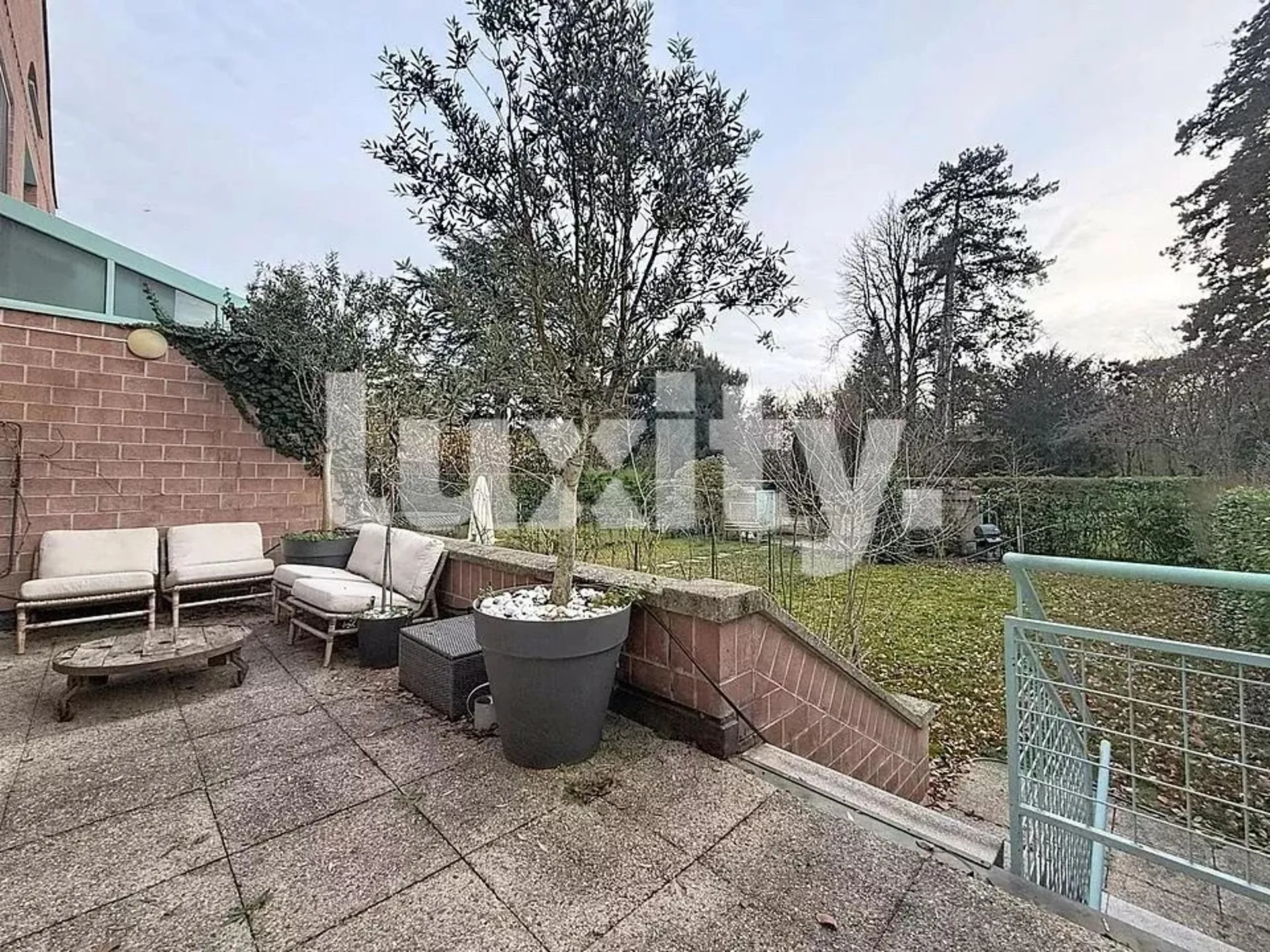 Maison avec jardin privatif